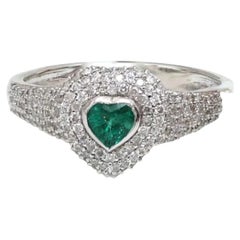 Smaragd Herz 14K (18K Custom) Weißgold Diamant Ring