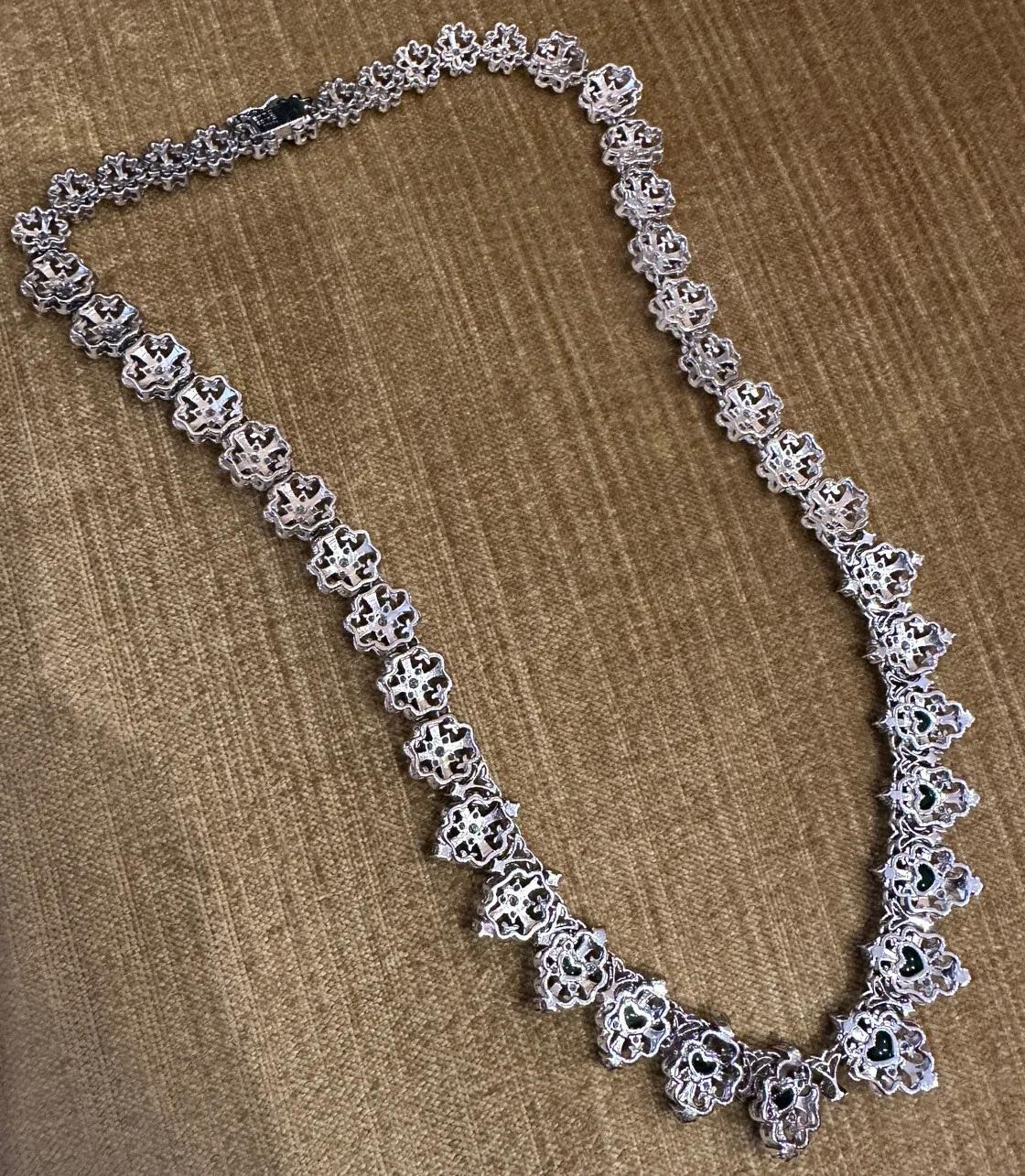 Filigrane Halskette aus Platin mit Smaragdherz-Cabochon und Diamant im Angebot 2