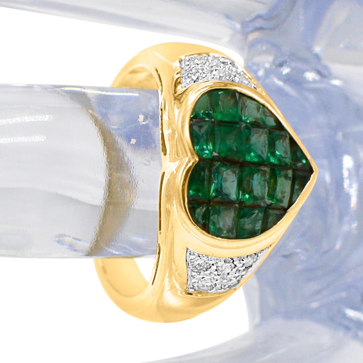 Emerald Heart Invisible Setting Ring & Diamond 18 Karat Gold For Sale 5