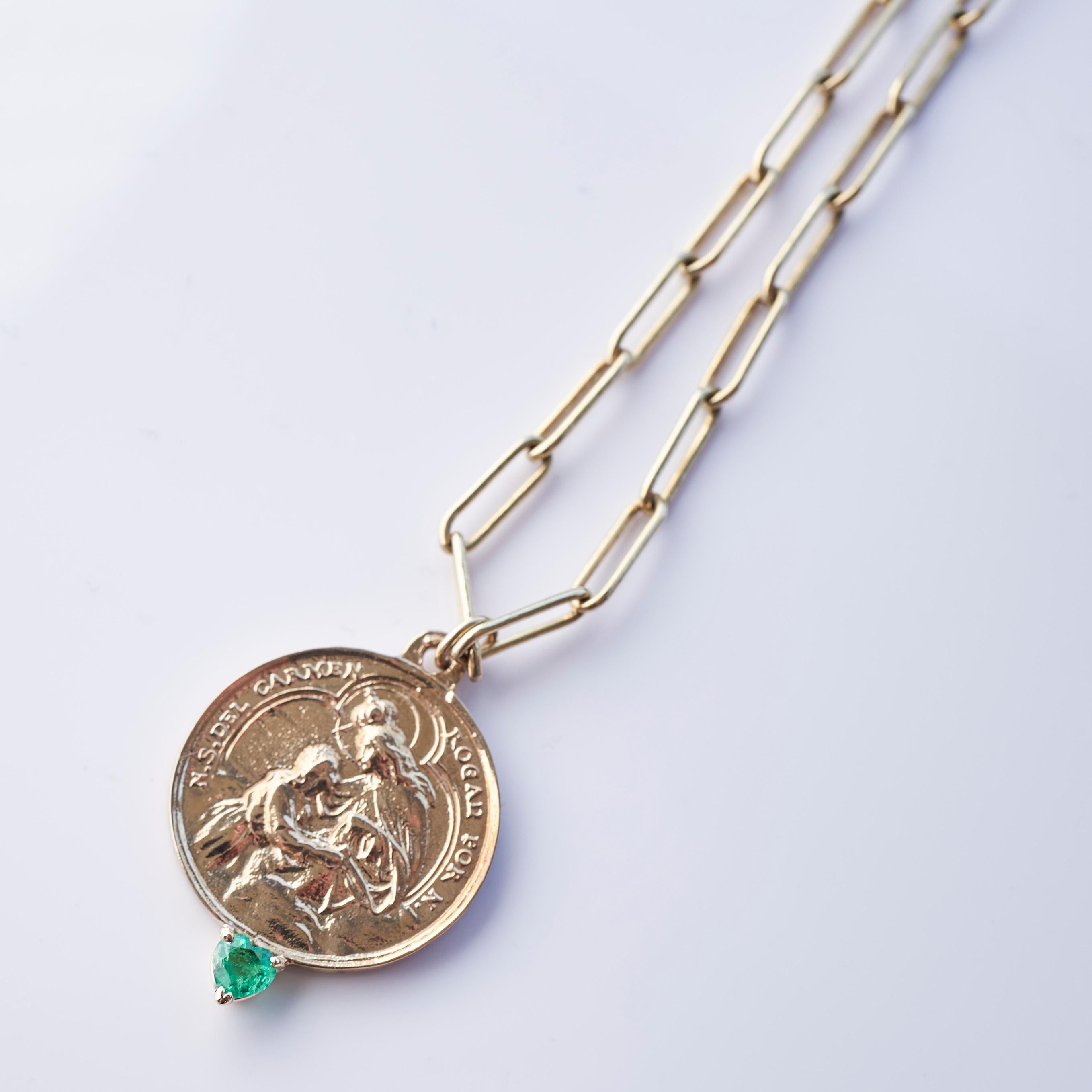 Emerald Heart Medal Necklace Chain Virgin del Carmen Pendant J Dauphin For Sale 3