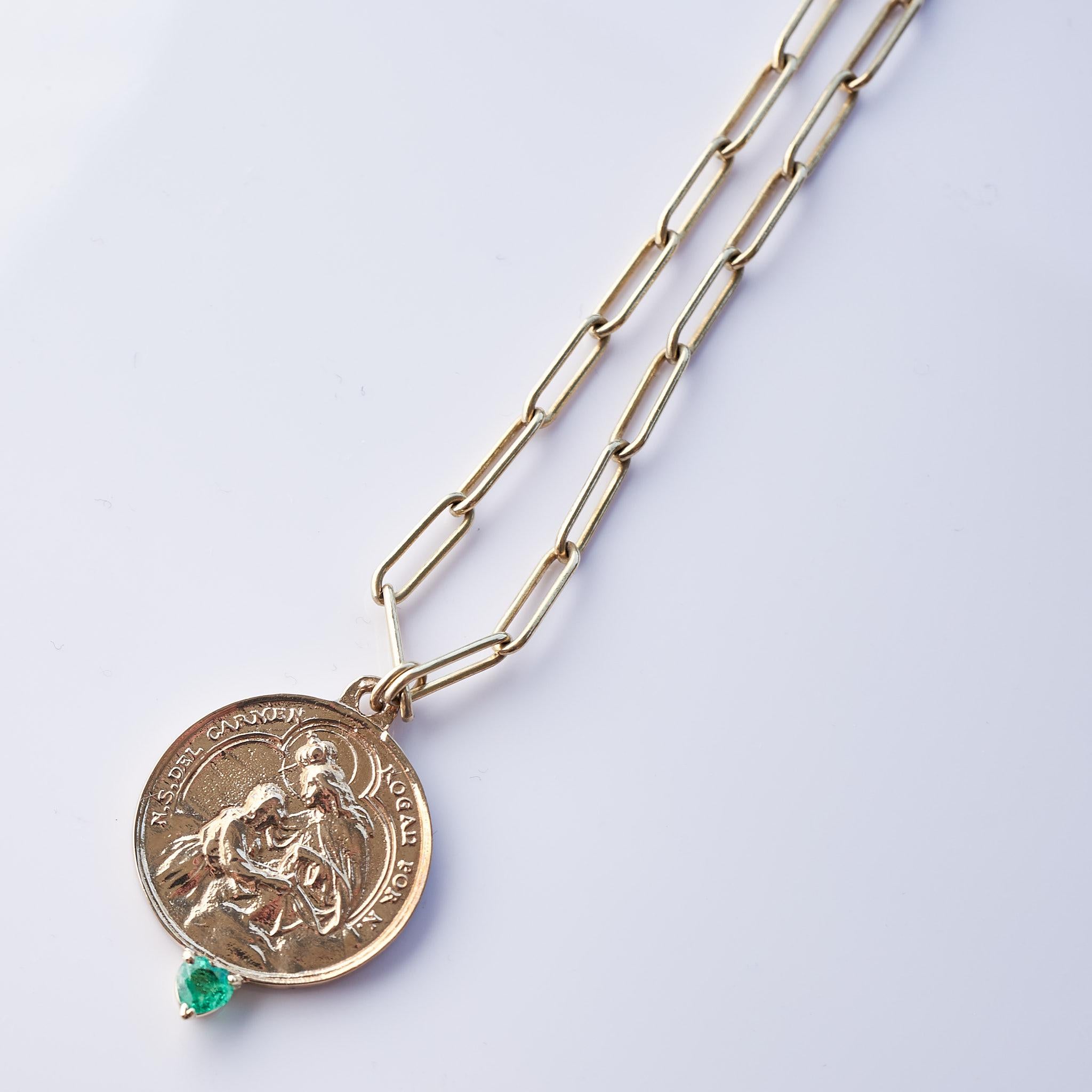 Emerald Heart Medal Necklace Chain Virgin del Carmen Pendant J Dauphin For Sale 4