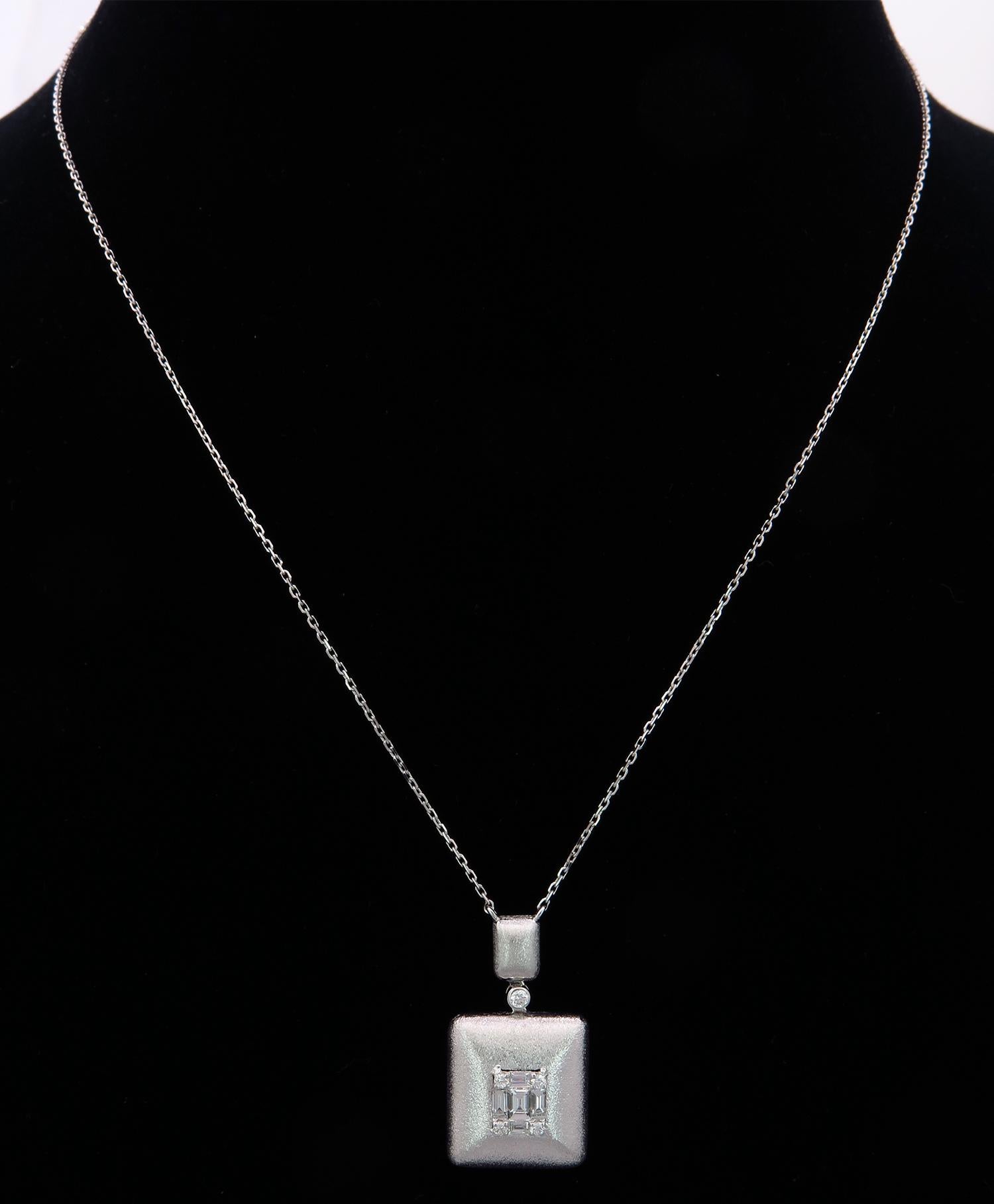 Modern Emerald Illusion Diamond Pendant Necklace 18 Karat White Gold For Sale