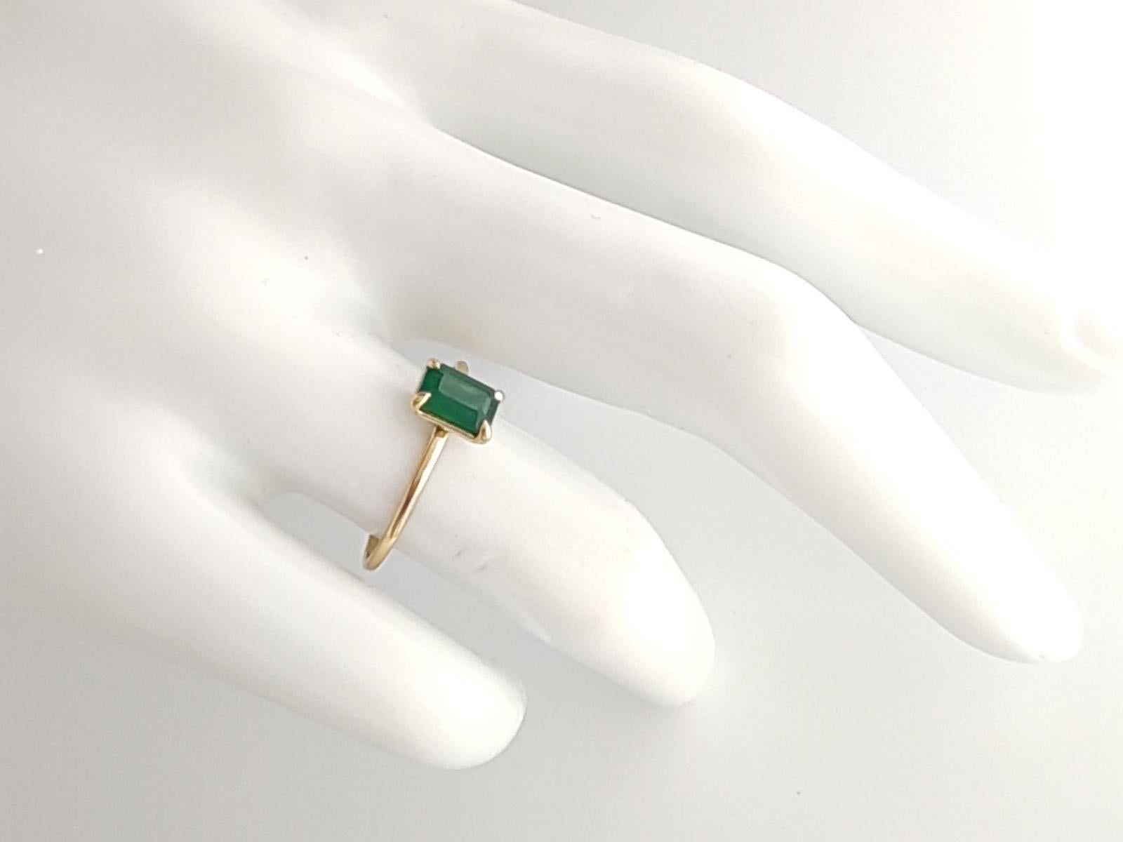 Emerald Cut 0.56ct Emerald in 18K Gold Minimalist Everyday Ring for Elegance and Versatility For Sale