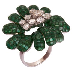 Emerald Invisible Setting Ring in 14kt Gold