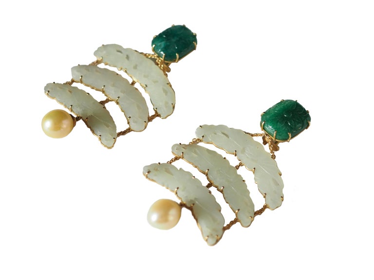 Antiques Chinese carved  jade, carved Indian emerald 3,80 CTS,  18kt gold gr 13,80, natural gold pearls. Total length 7cm. Weight 16,1 gr each.
All Giulia Colussi jewelry is new and has never been previously owned or worn. Each item will arrive at
