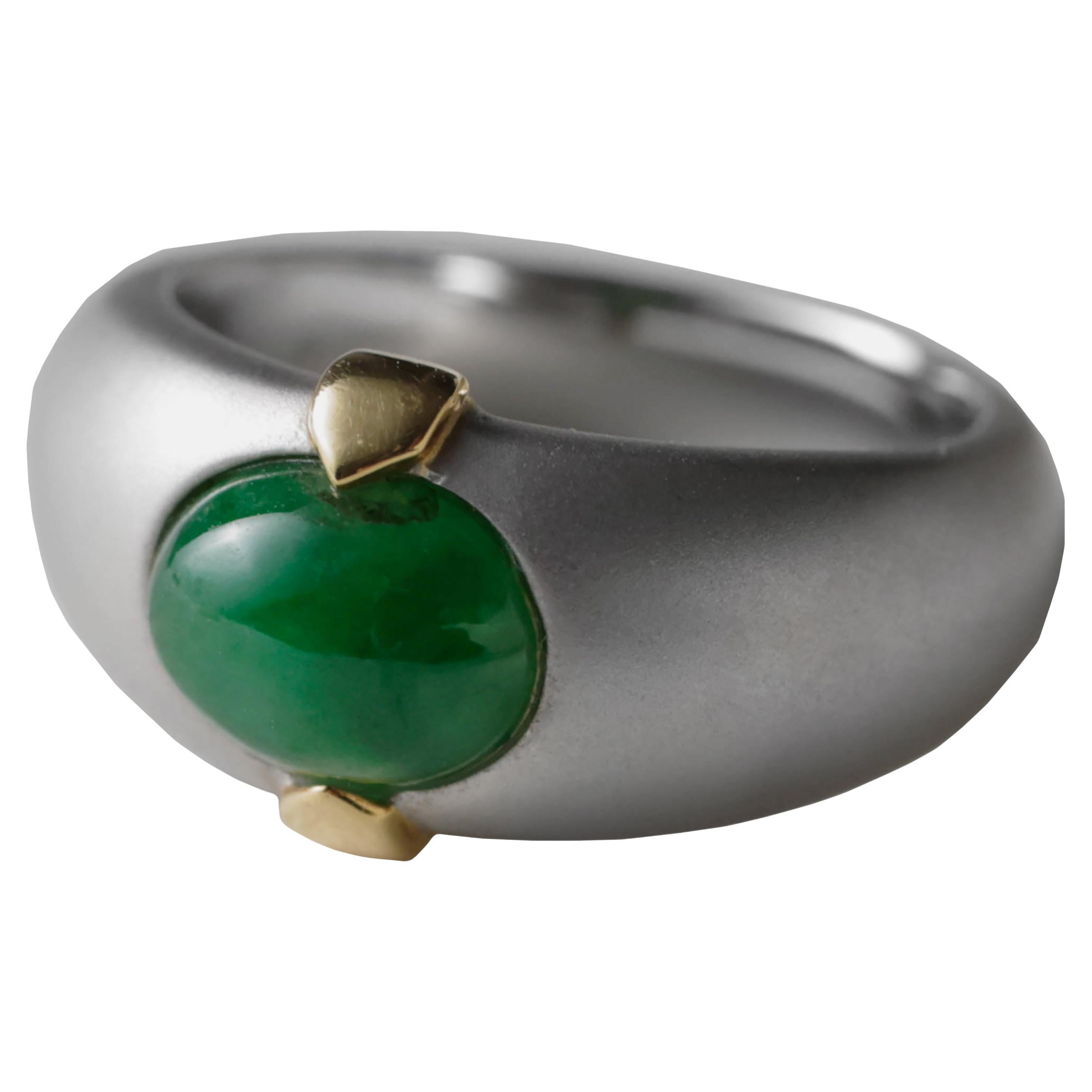 Emerald Jade Ring Certified Untreated Size 7 For Sale