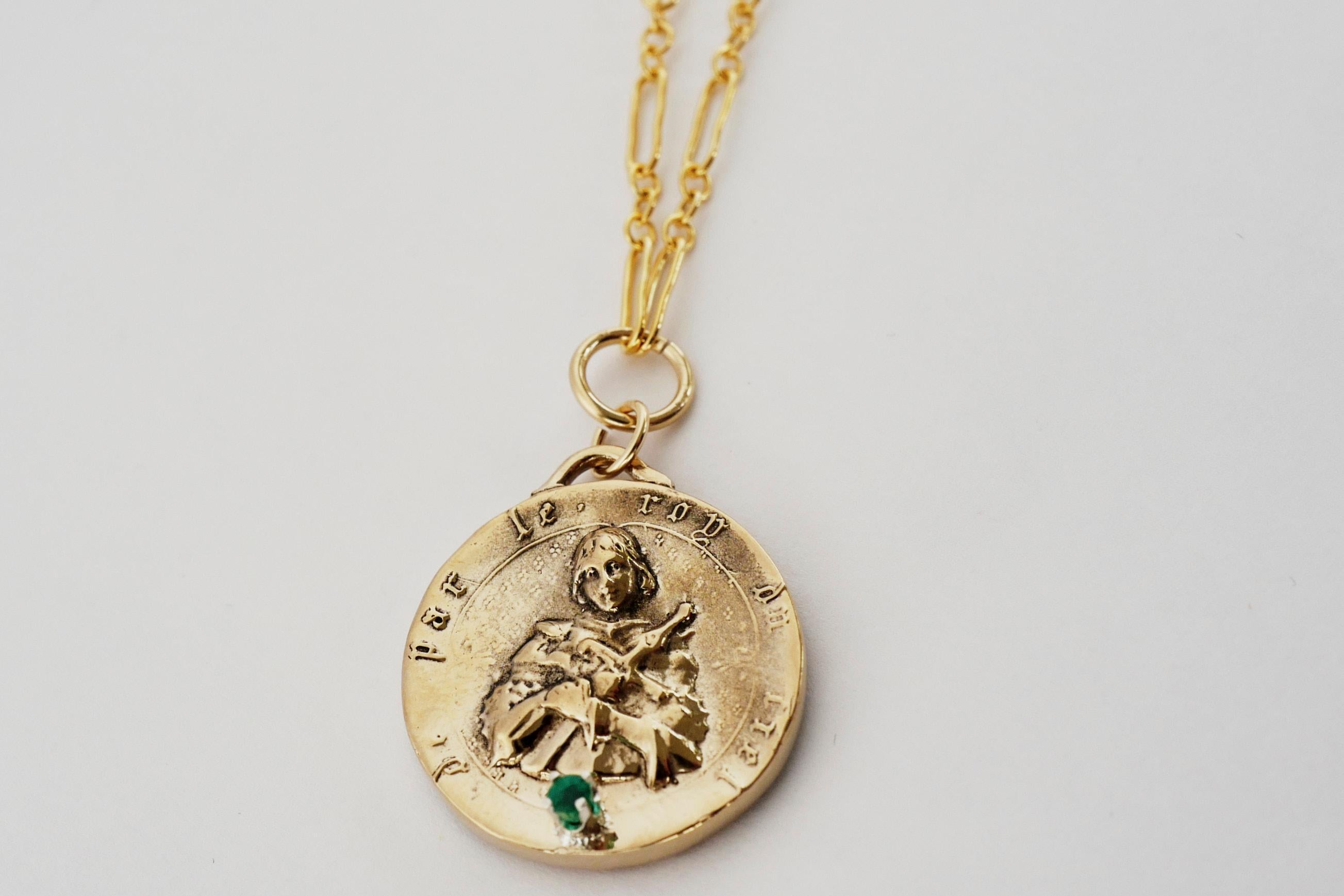 Round Cut Emerald Medal Joan of Arc Chain Necklace Coin Pendant J Dauphin For Sale