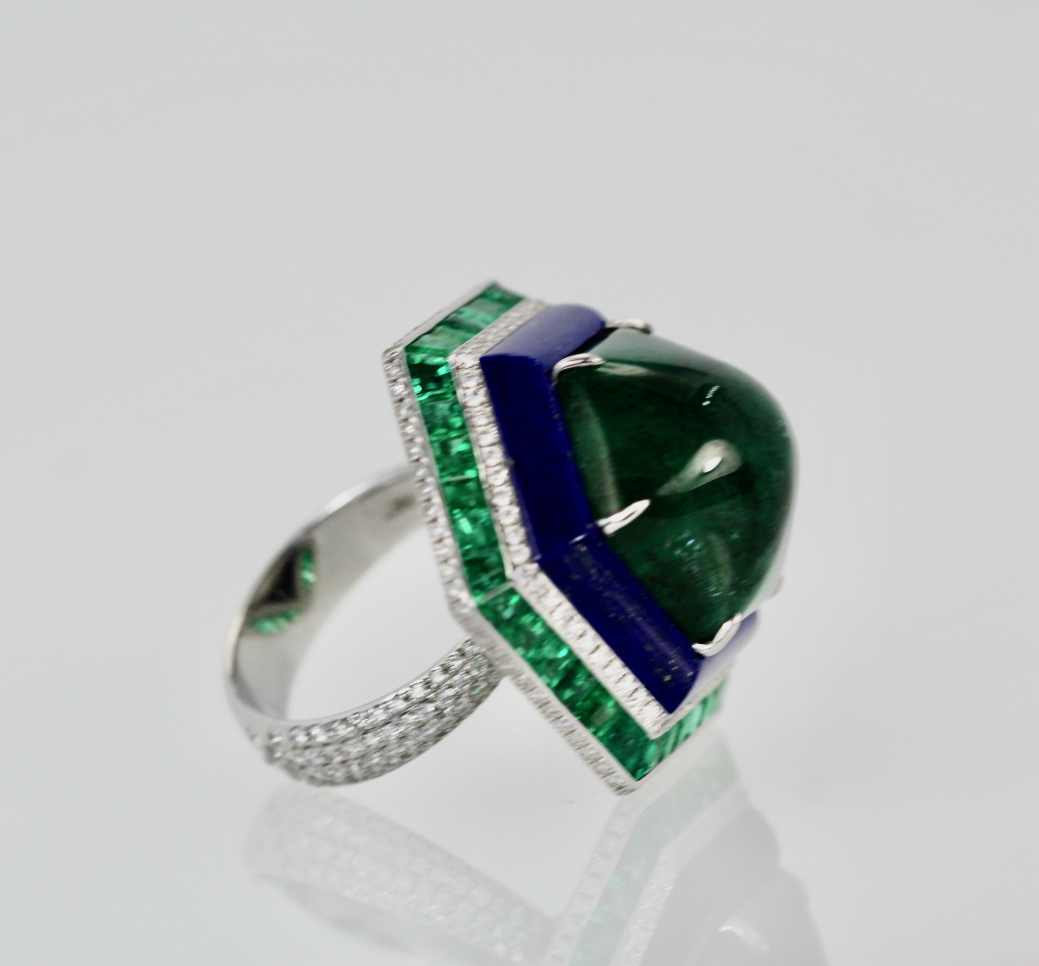 Modern Sugarloaf Bullet Emerald of 29 Carats and Lapis Diamond Ring 18K For Sale