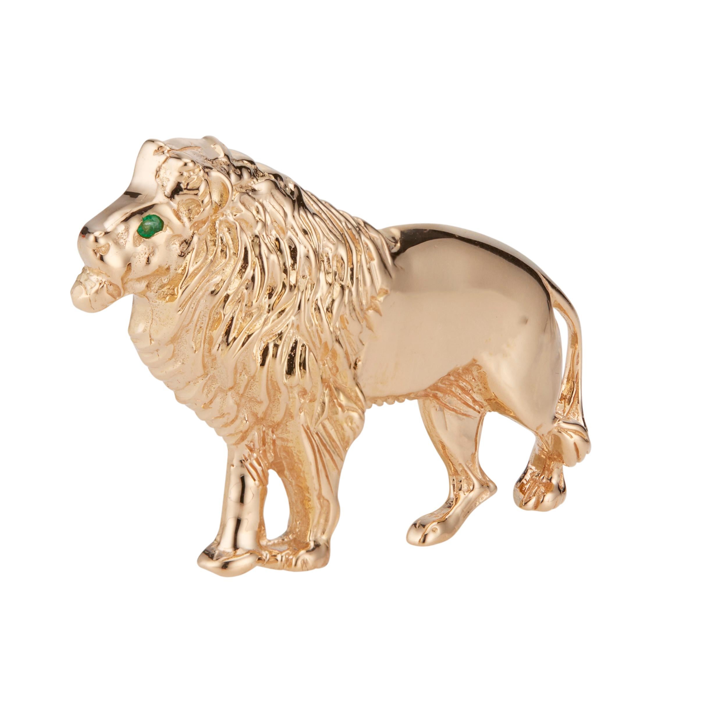 gold lion brooch