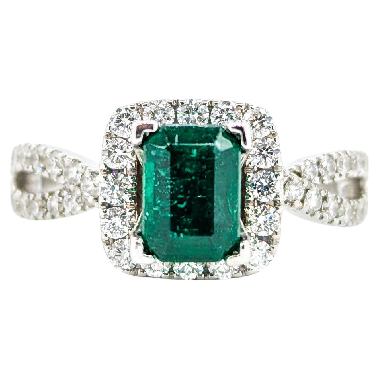 Emerald Majesty: 14k White Gold Ring with Diamond Accents