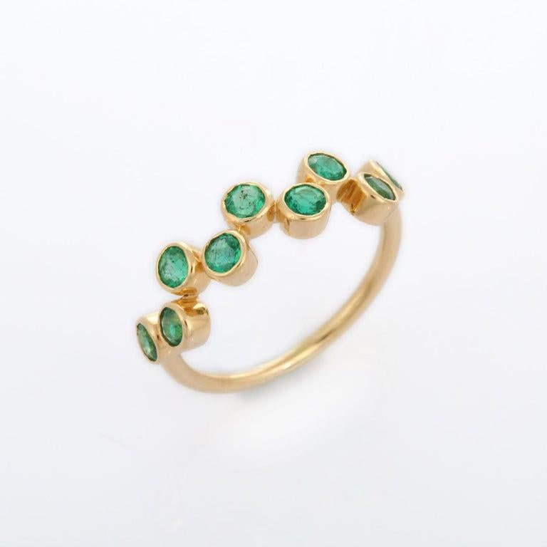 En vente :  Emerald May Birthstone Zig Zag Stacking Band Ring en or jaune massif 18k 7