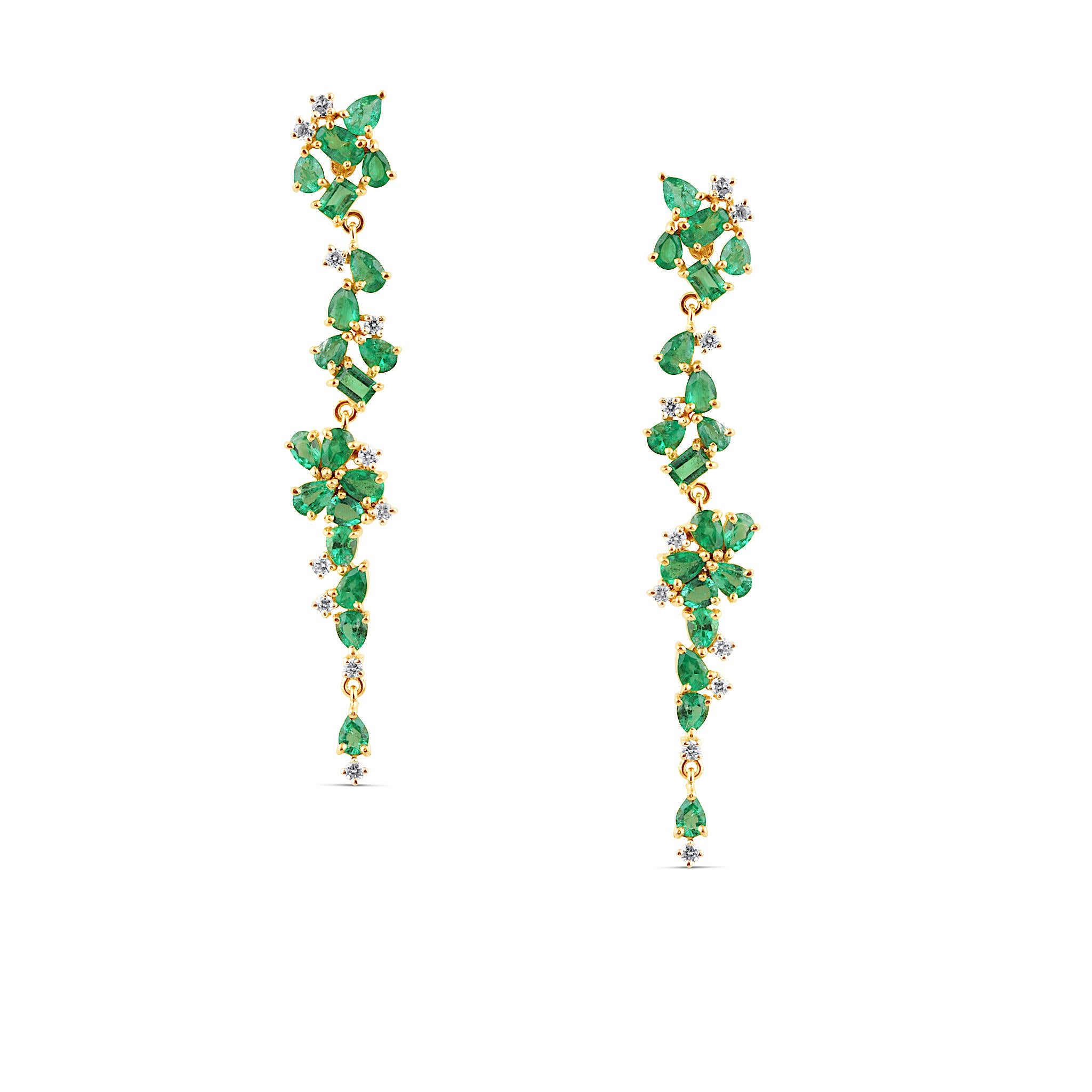 Tresor Beautiful Earring feature 3.85 carats of Emerald and 0.04 carats of Diamond Weight. The Earring is an ode to the luxurious yet classic beauty with sparkly gemstones and feminine hues. Their contemporary and modern design make them perfect and
