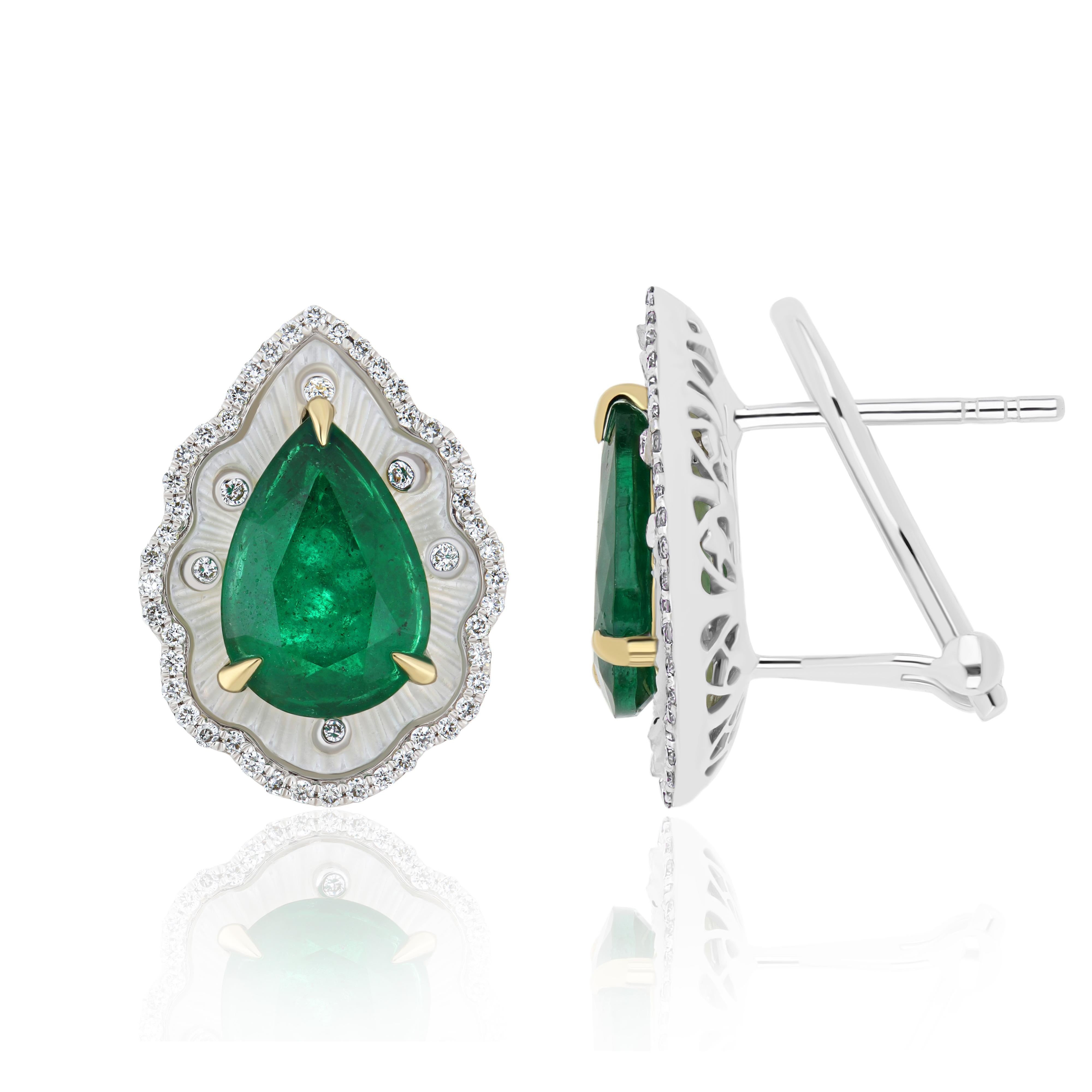 Smaragd, MOP & Diamant in 18k Weißgold Handcraft Ohrring für Weihnachten Geschenk im Angebot 2