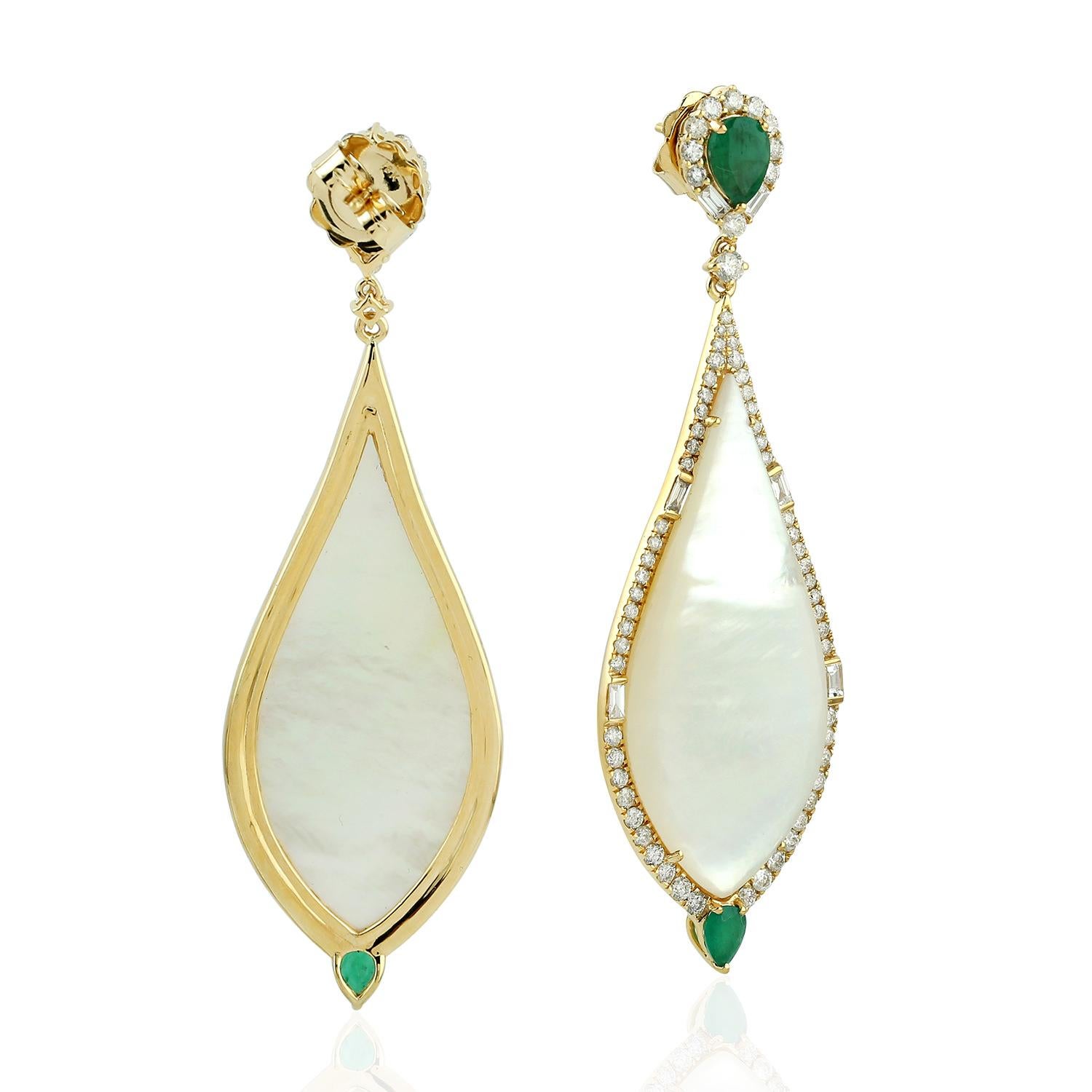 Modern Emerald Mother of Pearl Diamond 18 Karat Gold Earrings For Sale