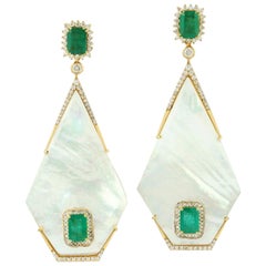 Pendientes Taj Esmeralda Madreperla Diamante Oro 18 Kilates