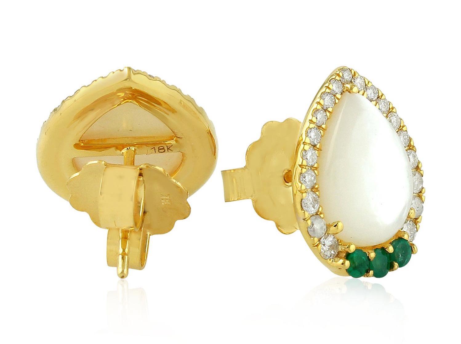 Modern Emerald Mother of Pearl Diamond 18 Karat Gold Stud Earrings For Sale