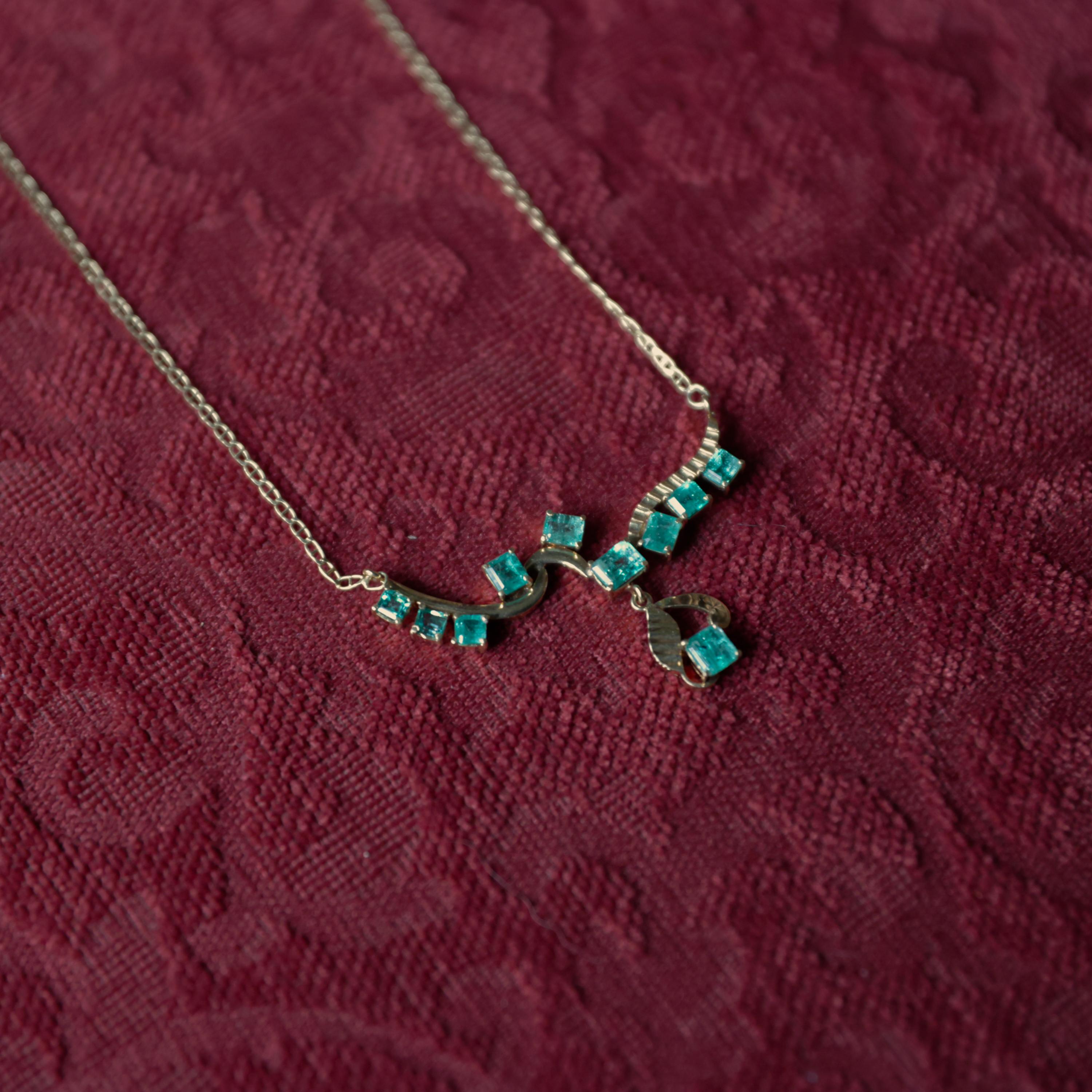 Collana di smeraldi 4,32 carati, circa anni '80, certificato colombiano in vendita 1