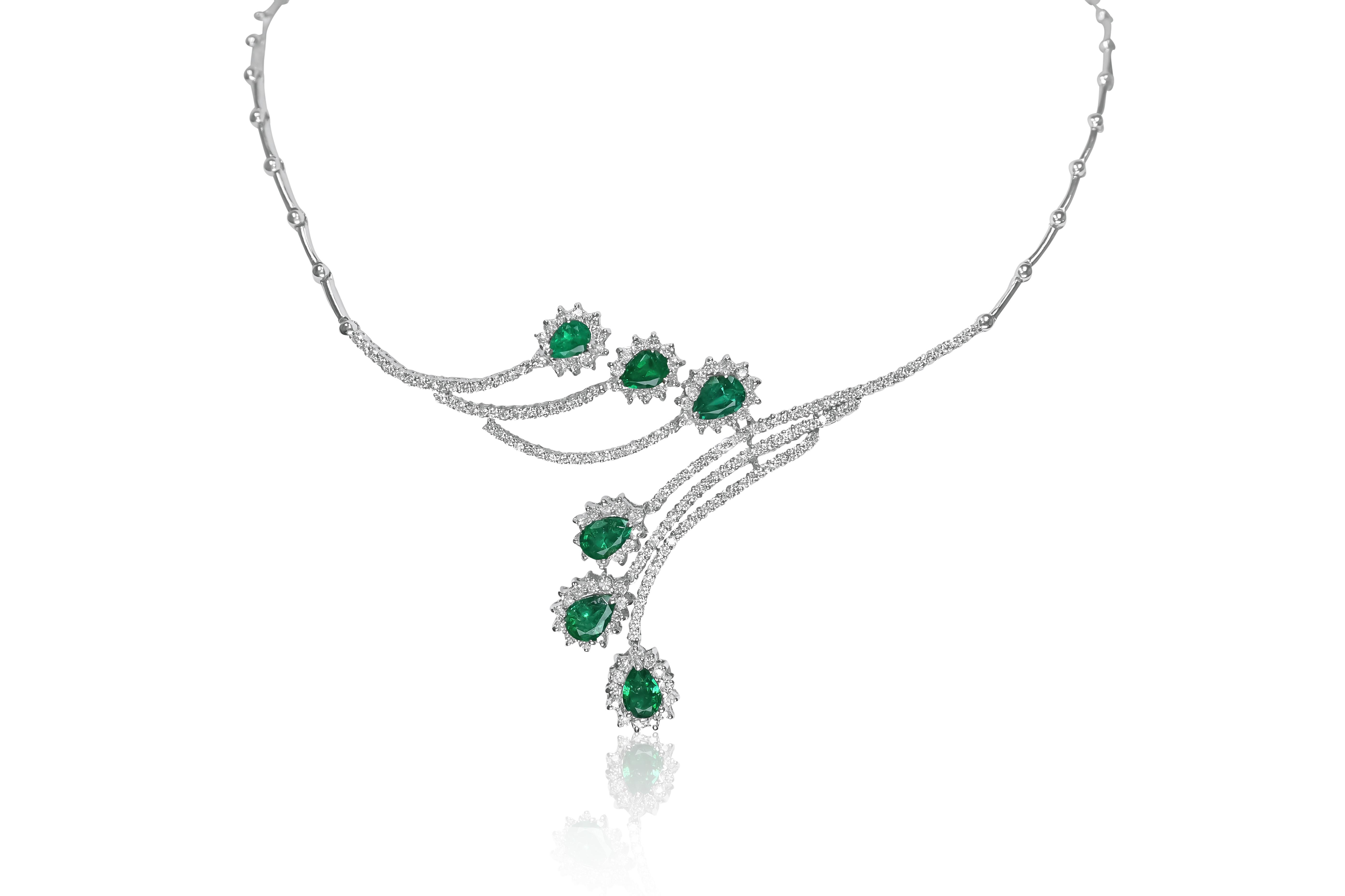 N186E- Beautiful white and emerald necklace features 3.65 cts of white diamonds and 3.65 cts of emeralds, mounted in a 14K white gold casting.