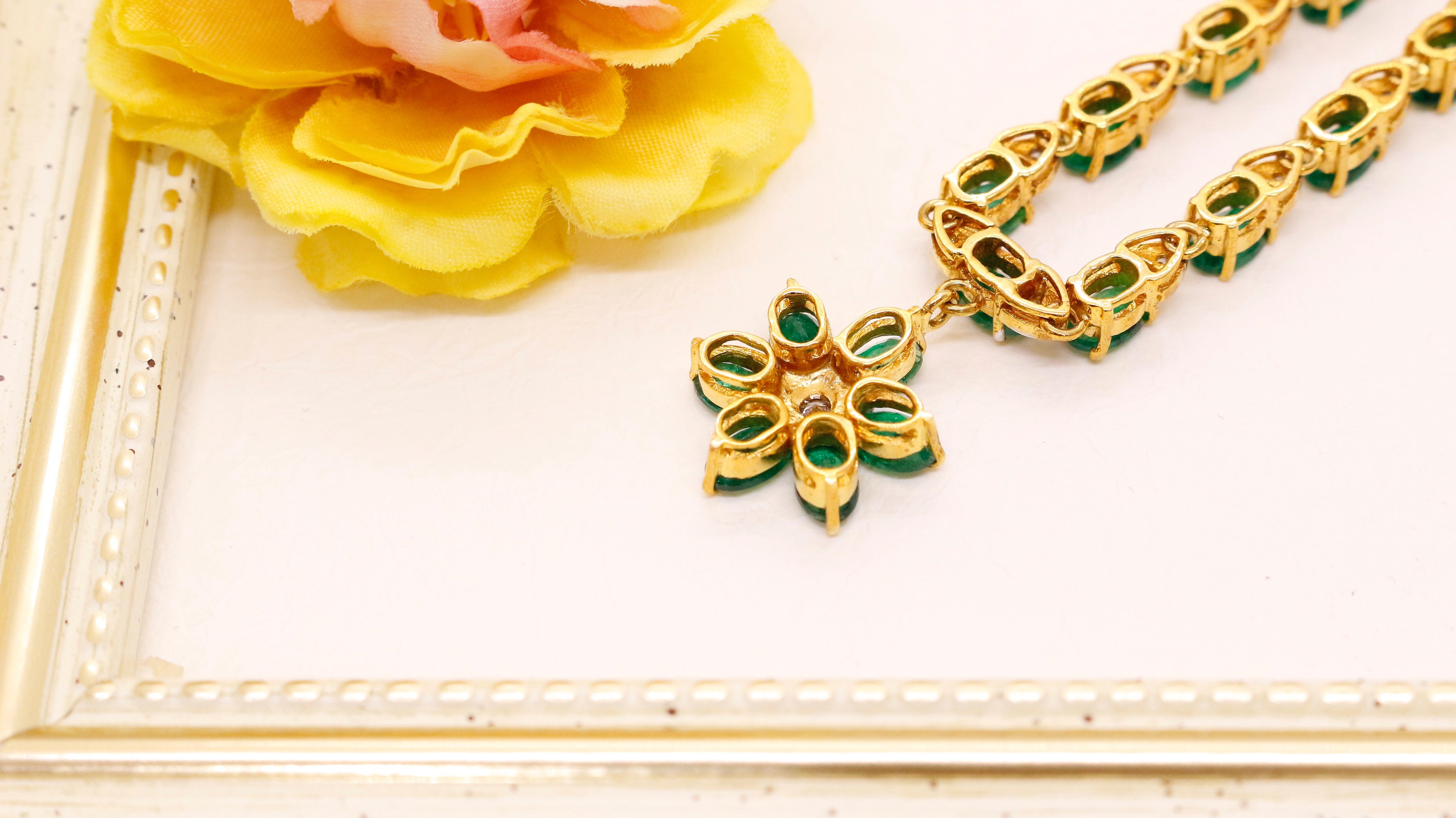 Emerald Necklace In New Condition For Sale In Fukuoka City, Fukuoka