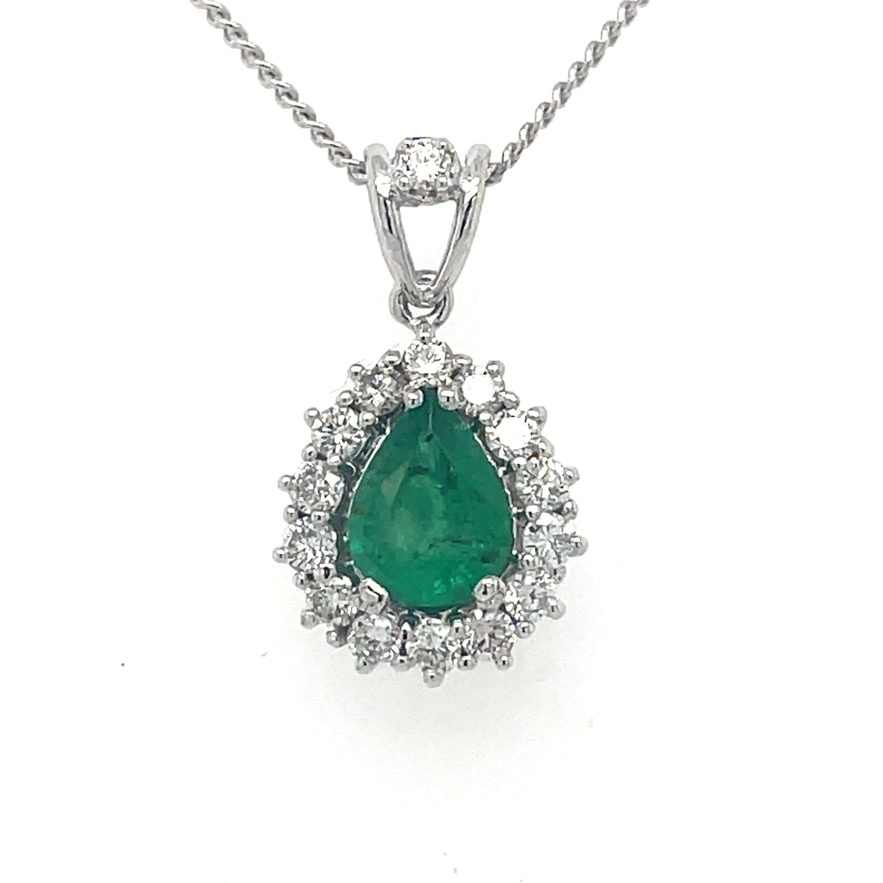 Emerald Necklace Pendant - 0.59ct Emerald and 0.5ct Diamond Halo, 18K White Gold For Sale 7