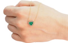Heart shaped emerad necklace