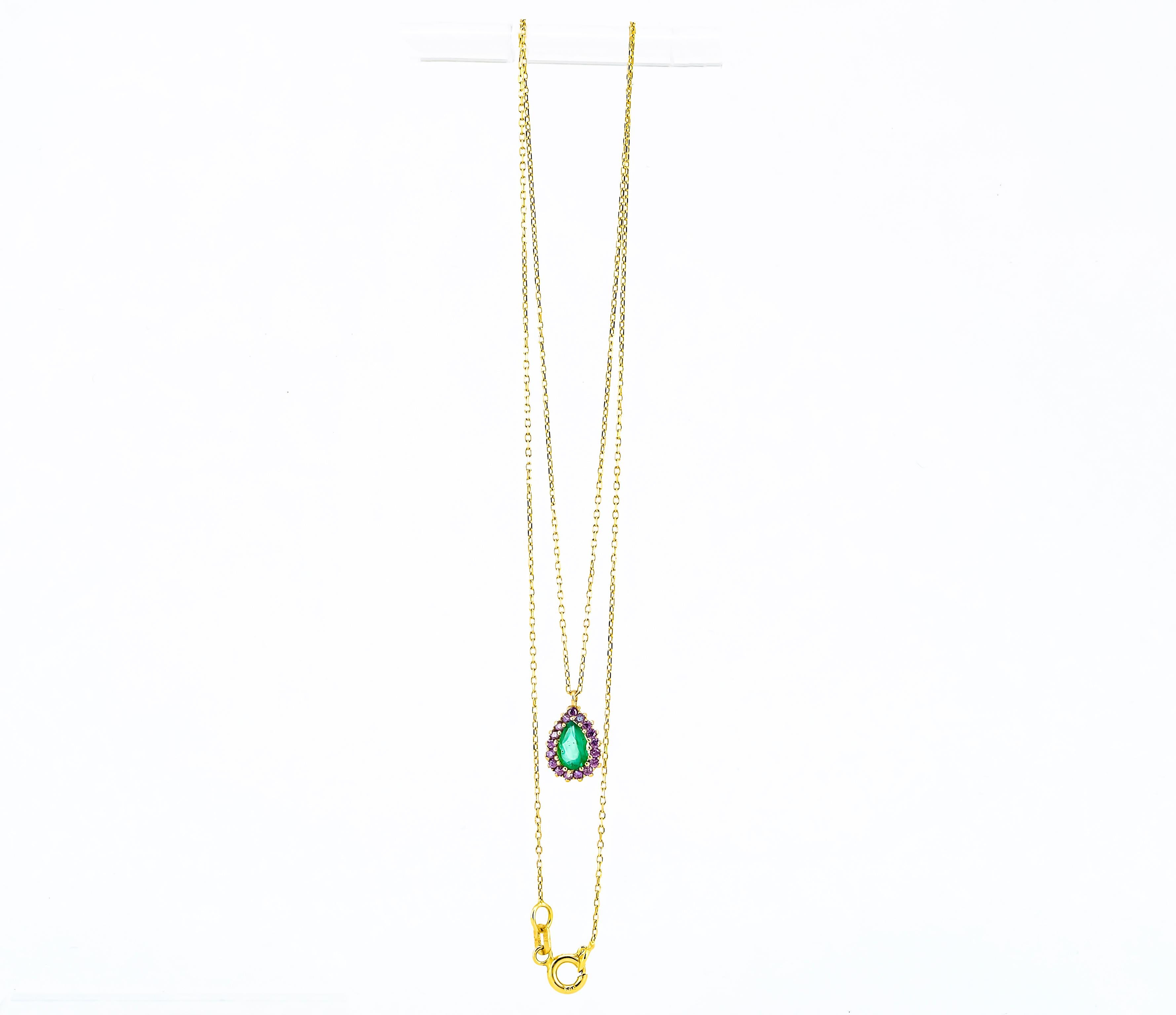 Pear Cut Emerald Necklace Pendant, Pear Emerald Necklace Pendant For Sale