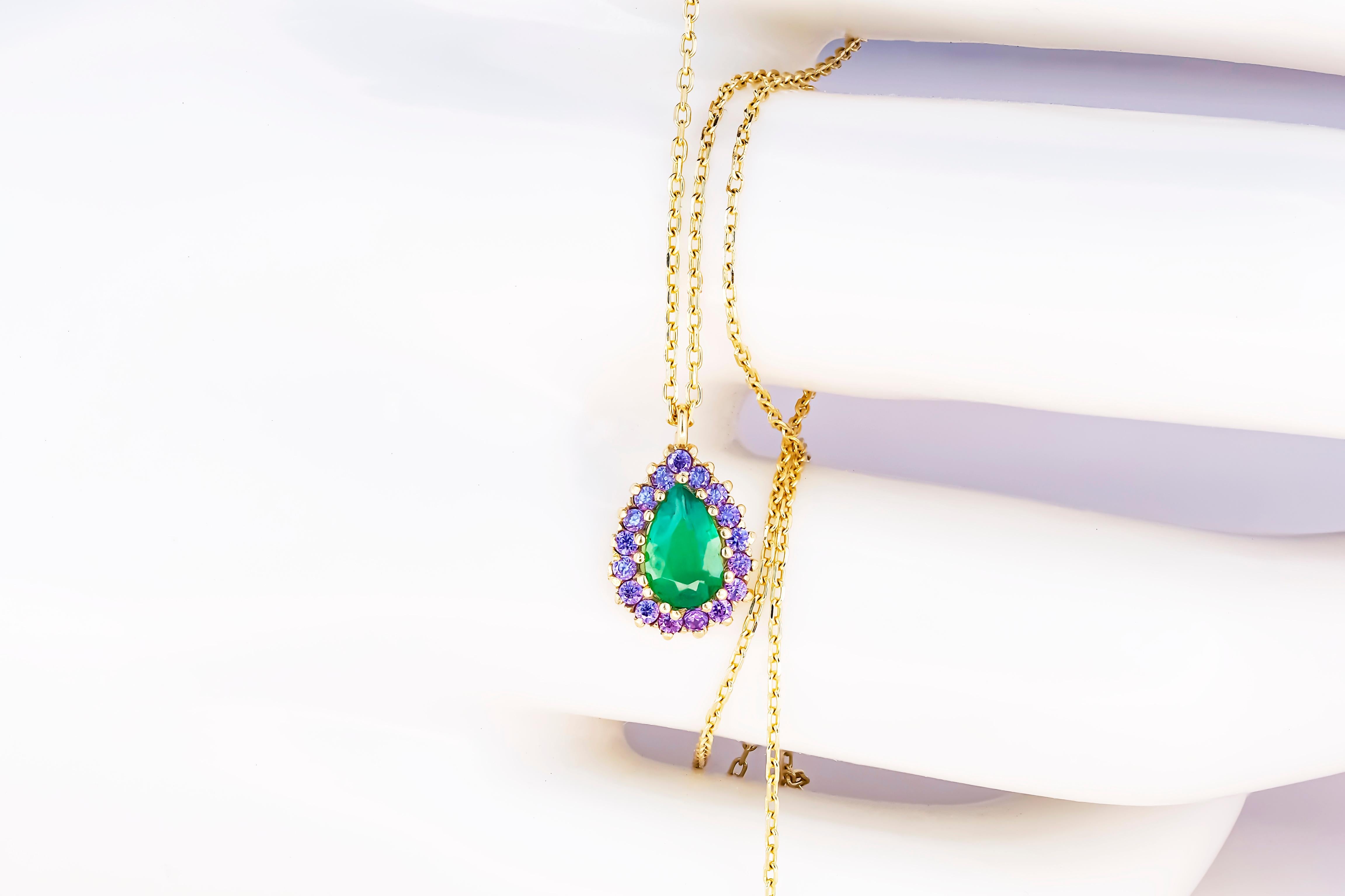 Emerald Necklace Pendant, Pear Emerald Necklace Pendant For Sale 1