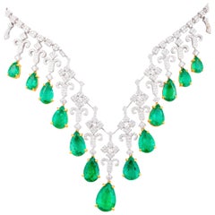 32 Carat Colombian Emerald 5.40 Carat Diamond 18 Karat White Gold Drop Necklace