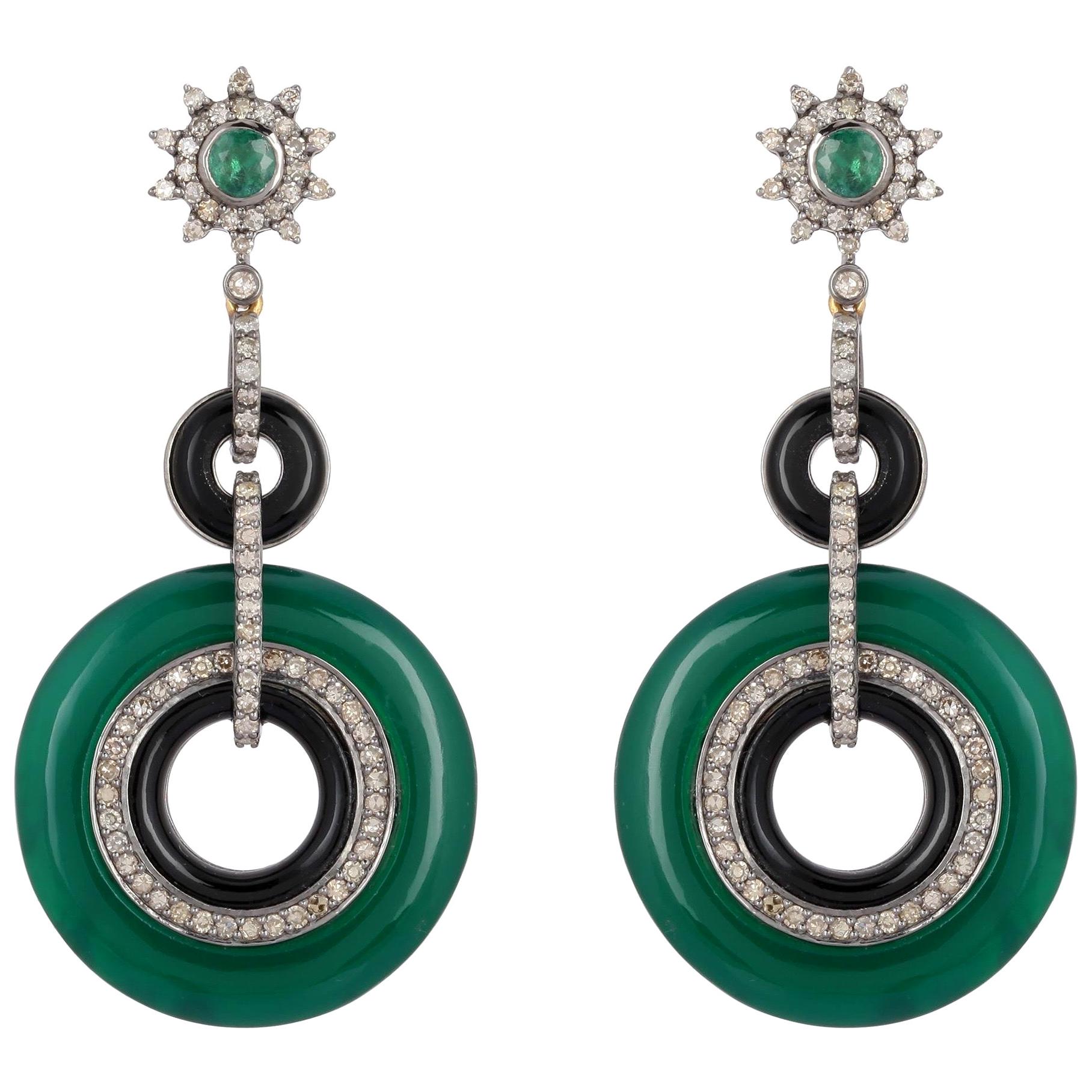 Ohrringe aus Smaragd und Onyx mit Diamanten im Angebot