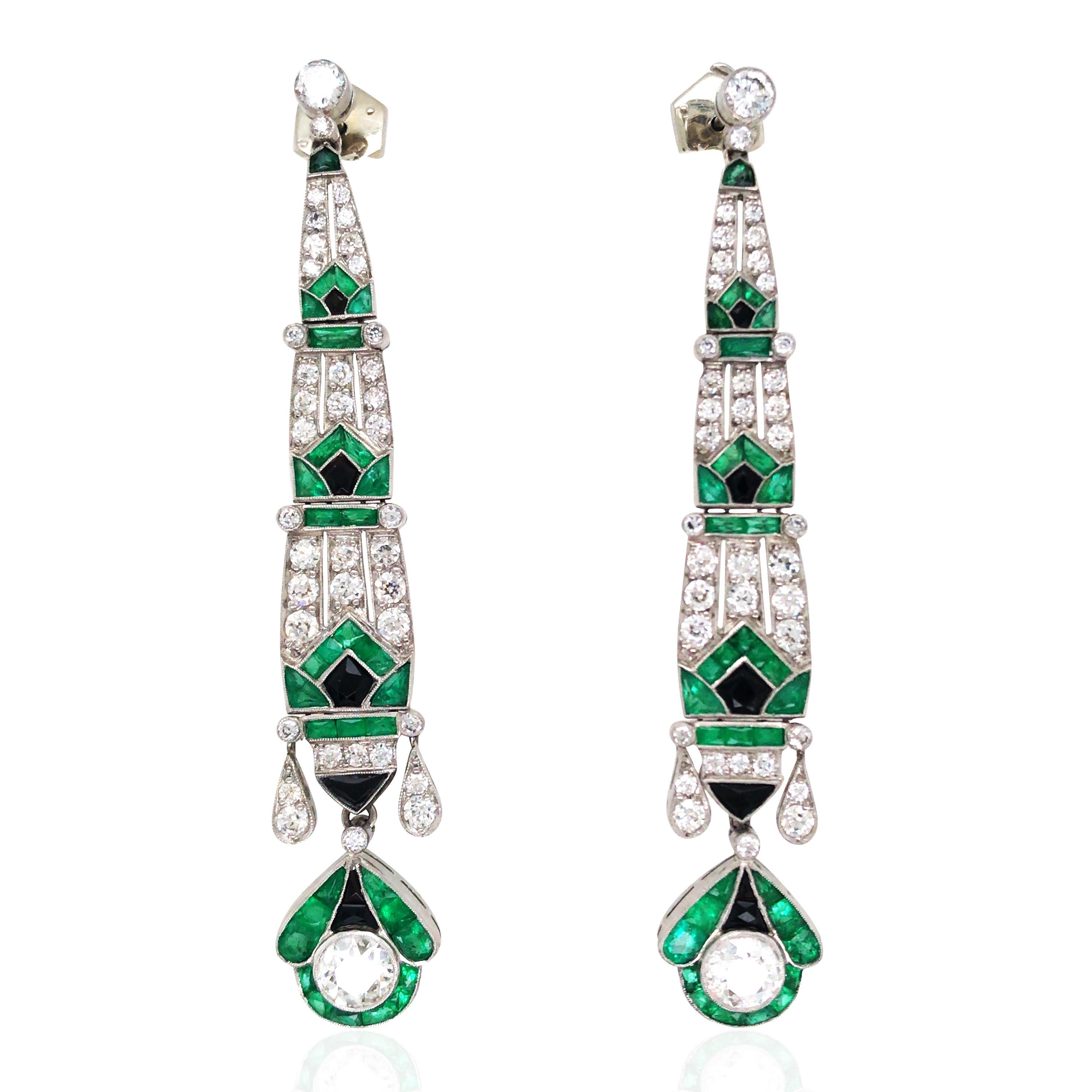 Boucles d'oreilles émeraude onyx diamant