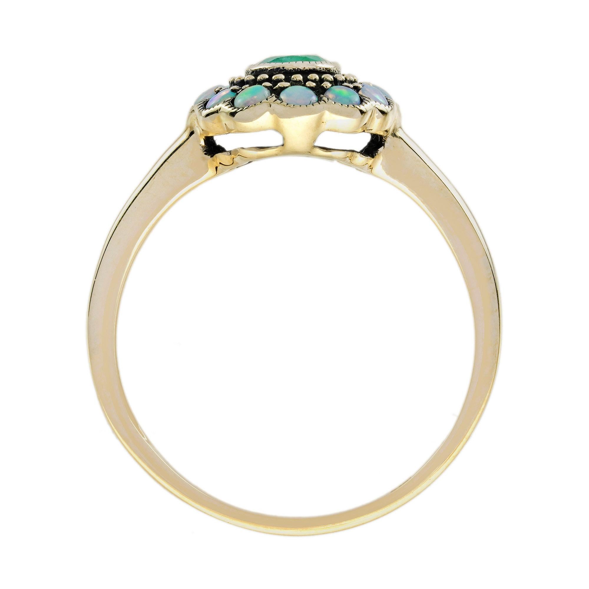 Smaragd & Opal Vintage Style Floral Halo Gelbgold Ring im Zustand „Neu“ im Angebot in Oakton, VA