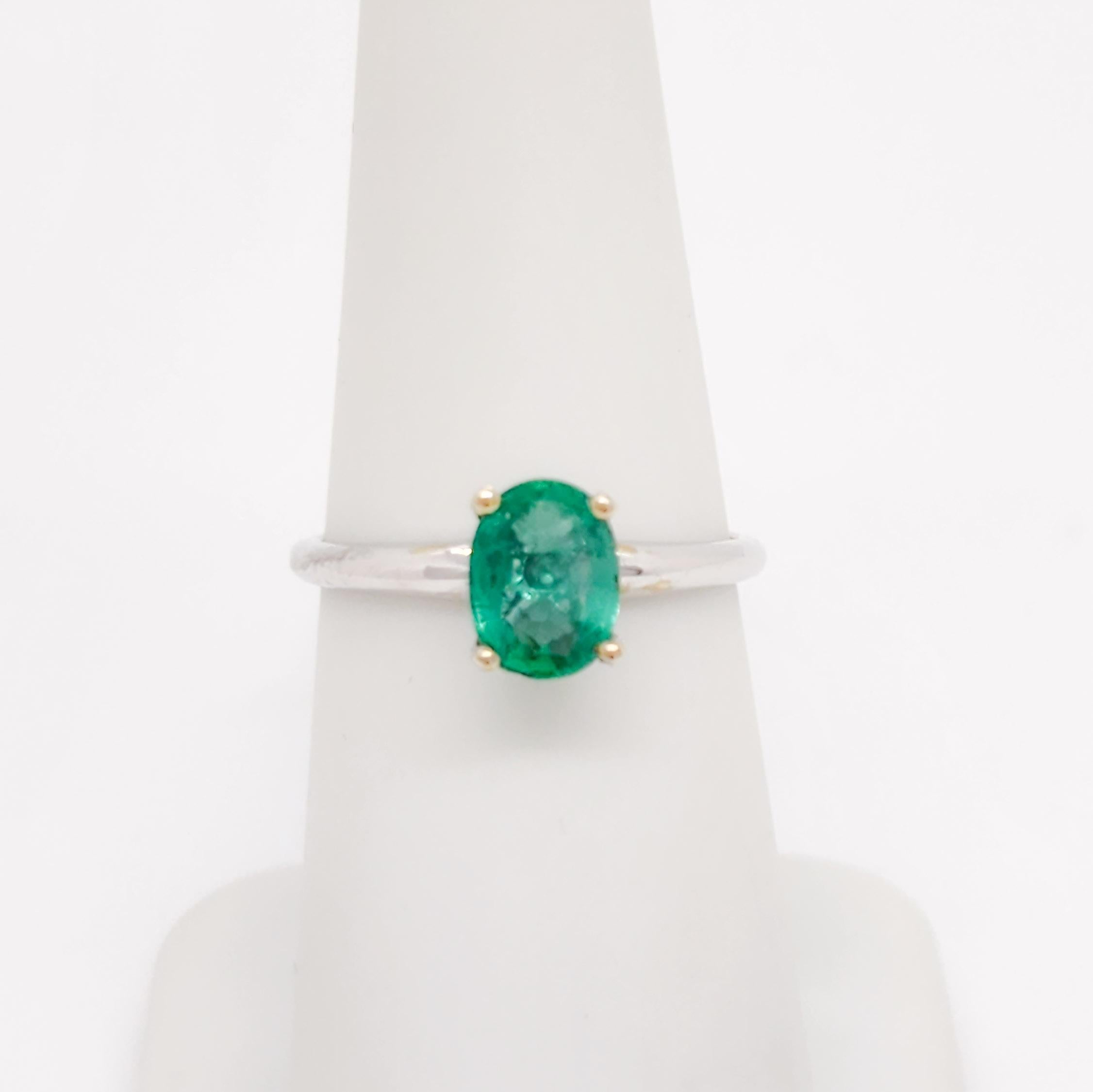Emerald Oval and 14k White Gold Ring For Sale 1