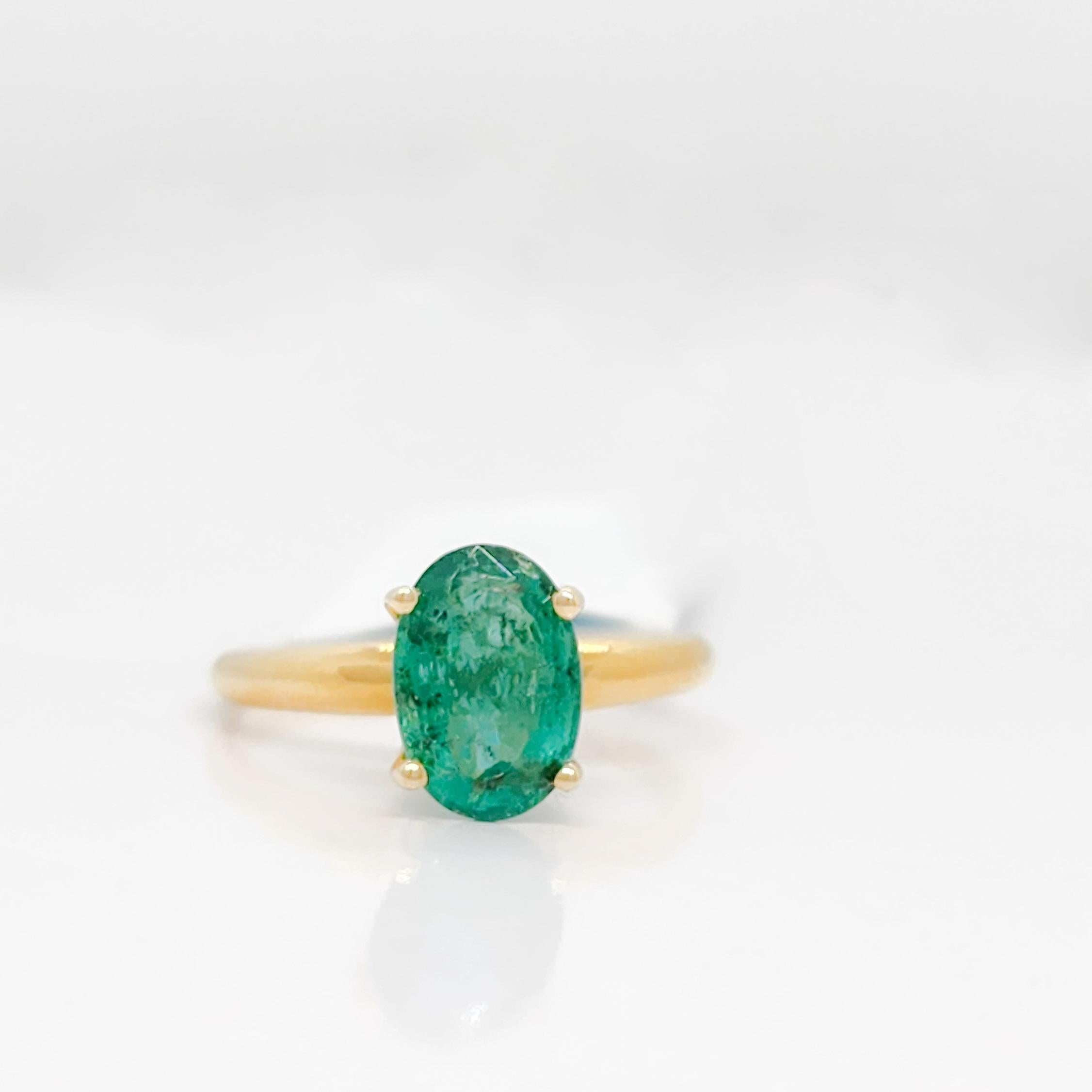Oval Cut Emerald Oval and 14k Yellow Gold Ring For Sale