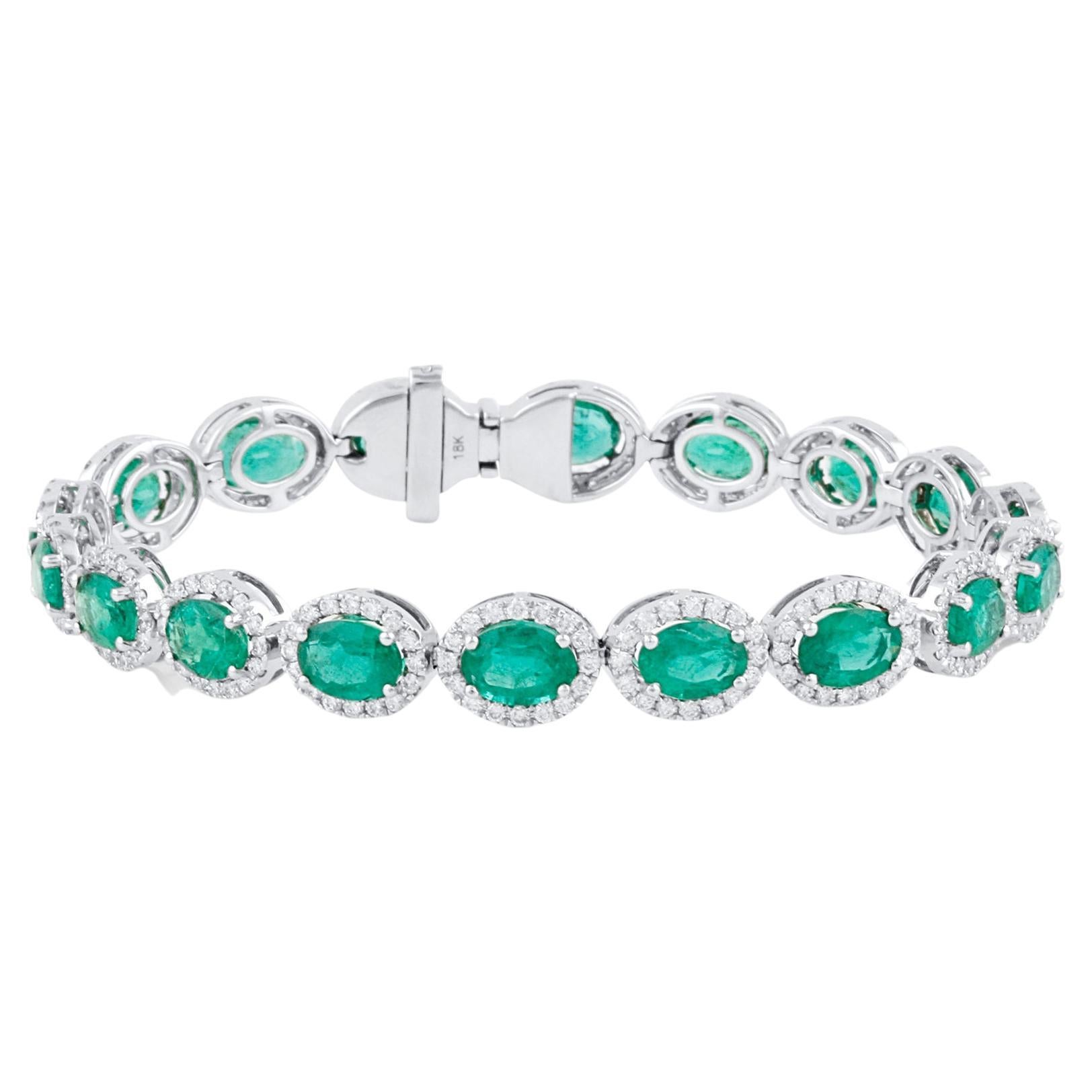 Emerald Oval and Diamond Bracelet in 18K White Gold