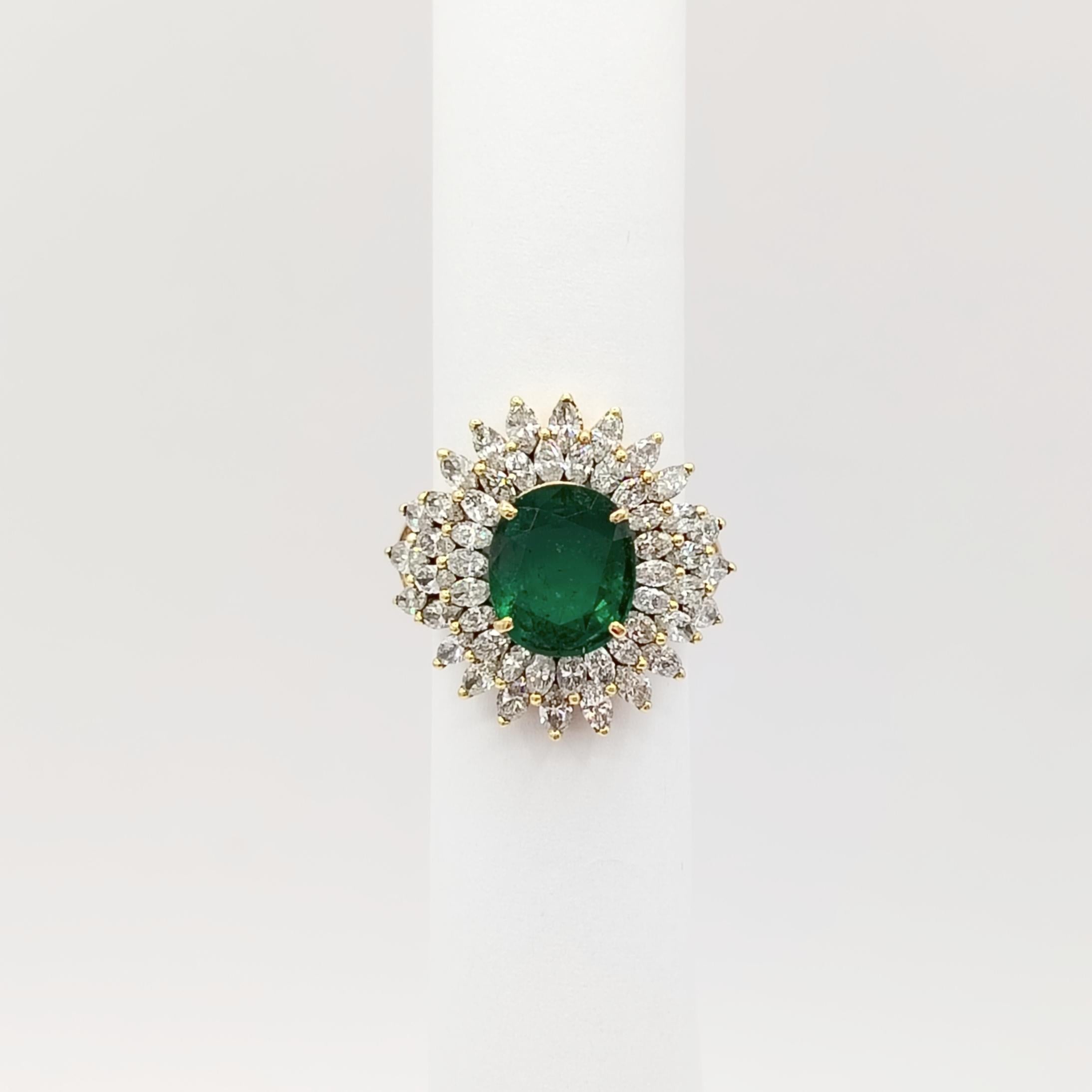 Emerald Oval and White Diamond Marquise Cocktail Ring in 18K Yellow Gold In New Condition For Sale In Los Angeles, CA