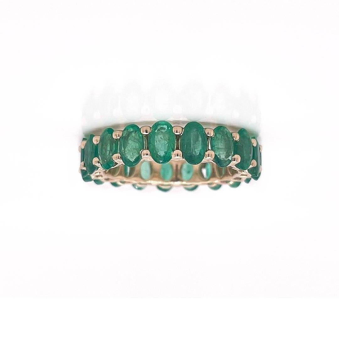Oval Cut Emerald Oval Band 14K Gold For Sale