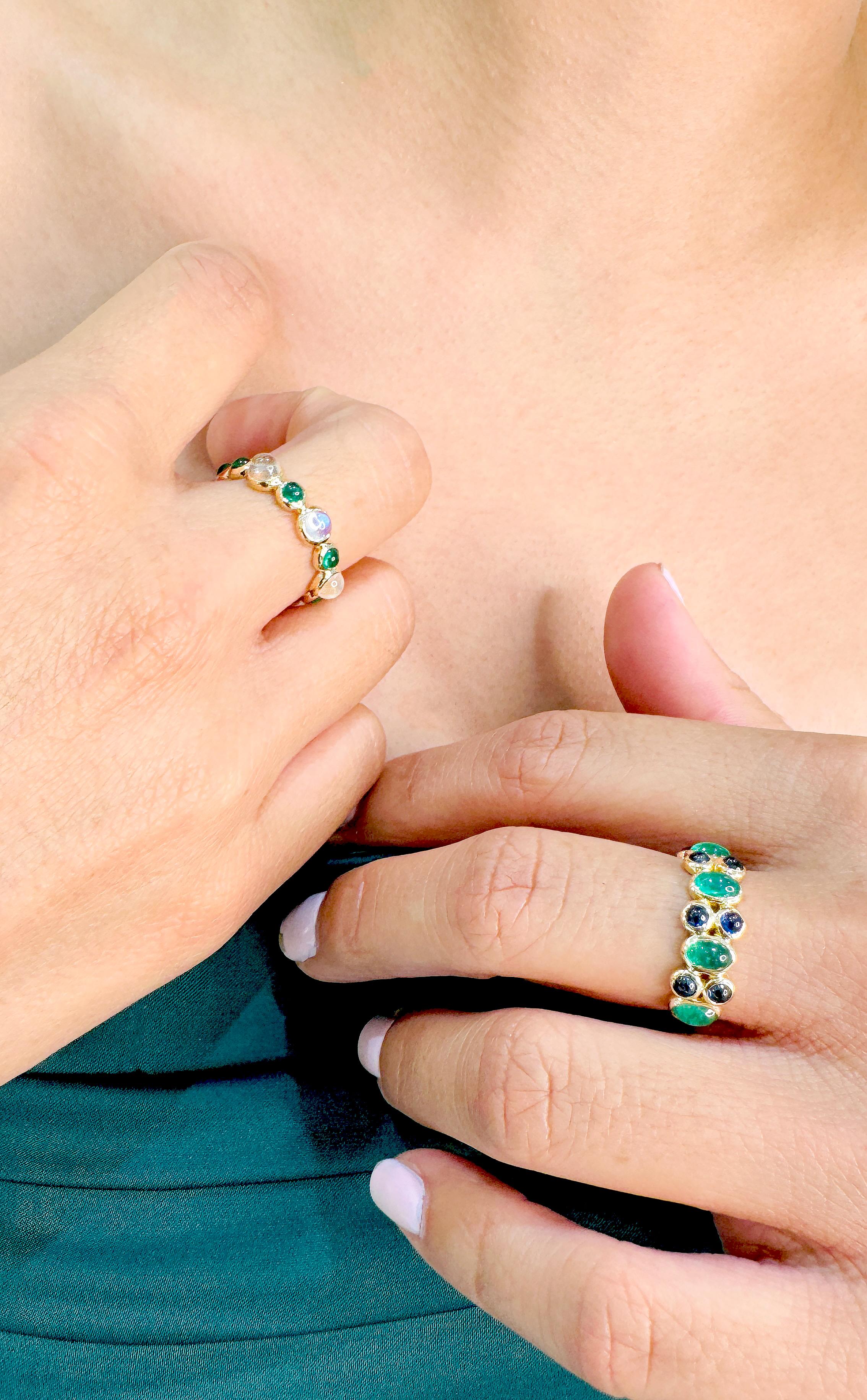 Contemporary Emerald Oval & Blue Sapphire Round Ring In 18K Yellow Gold For Sale