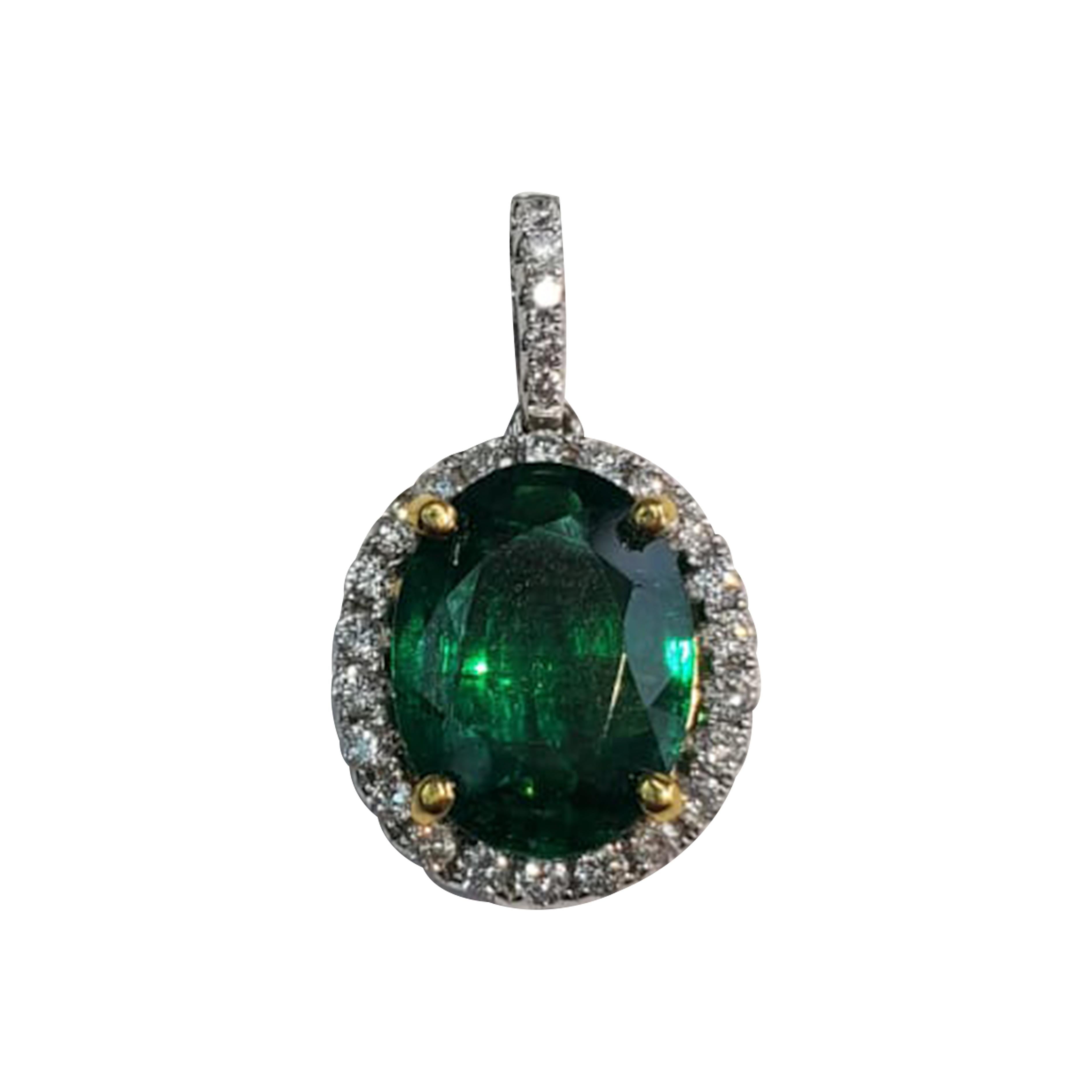 Women's Emerald Oval Cut Pendant Necklace with Diamonds