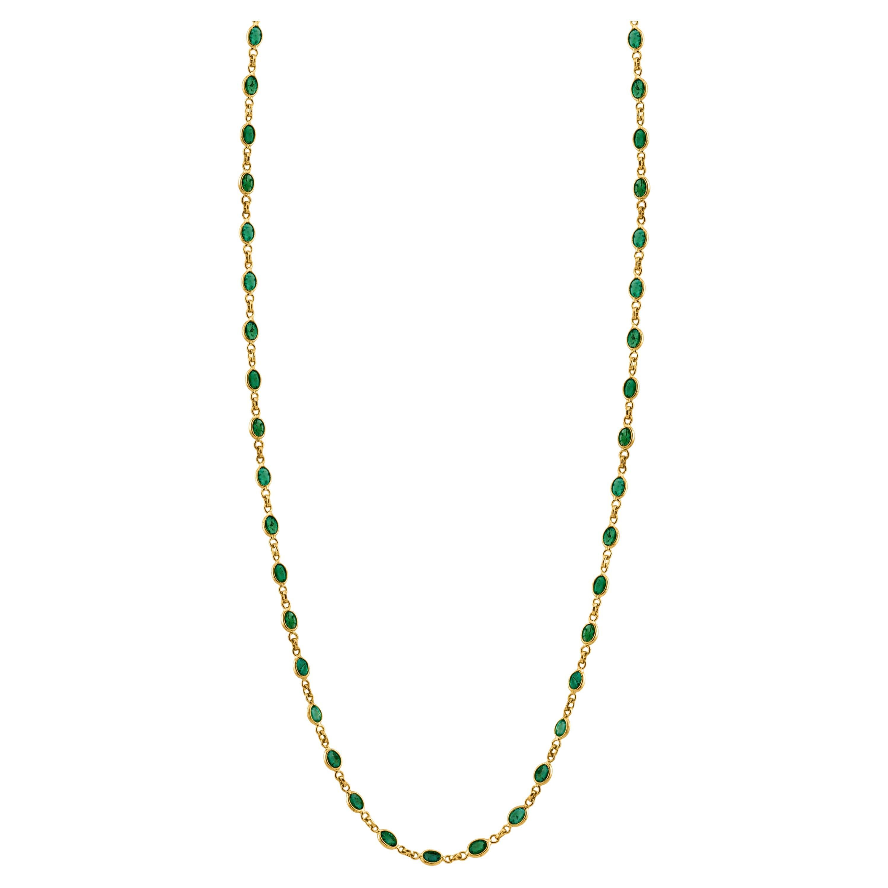 Emerald Oval Necklace In 18K Yellow Gold