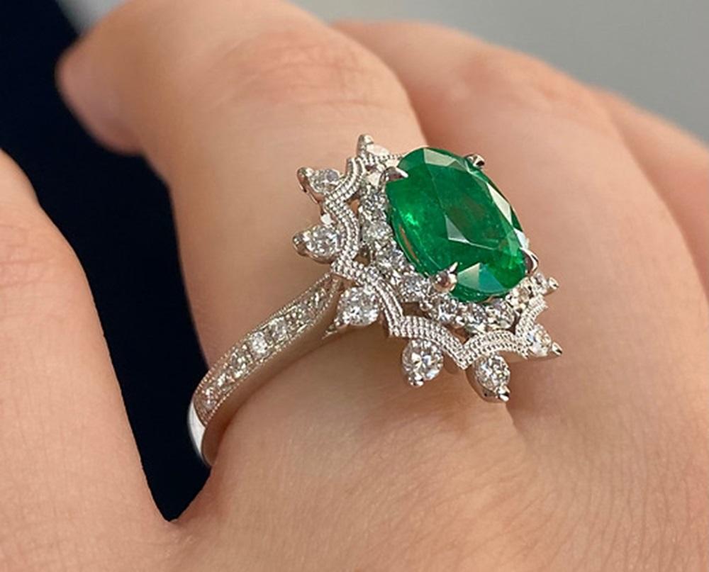 Oval Cut Emerald Oval Ring 2.34 CTS For Sale
