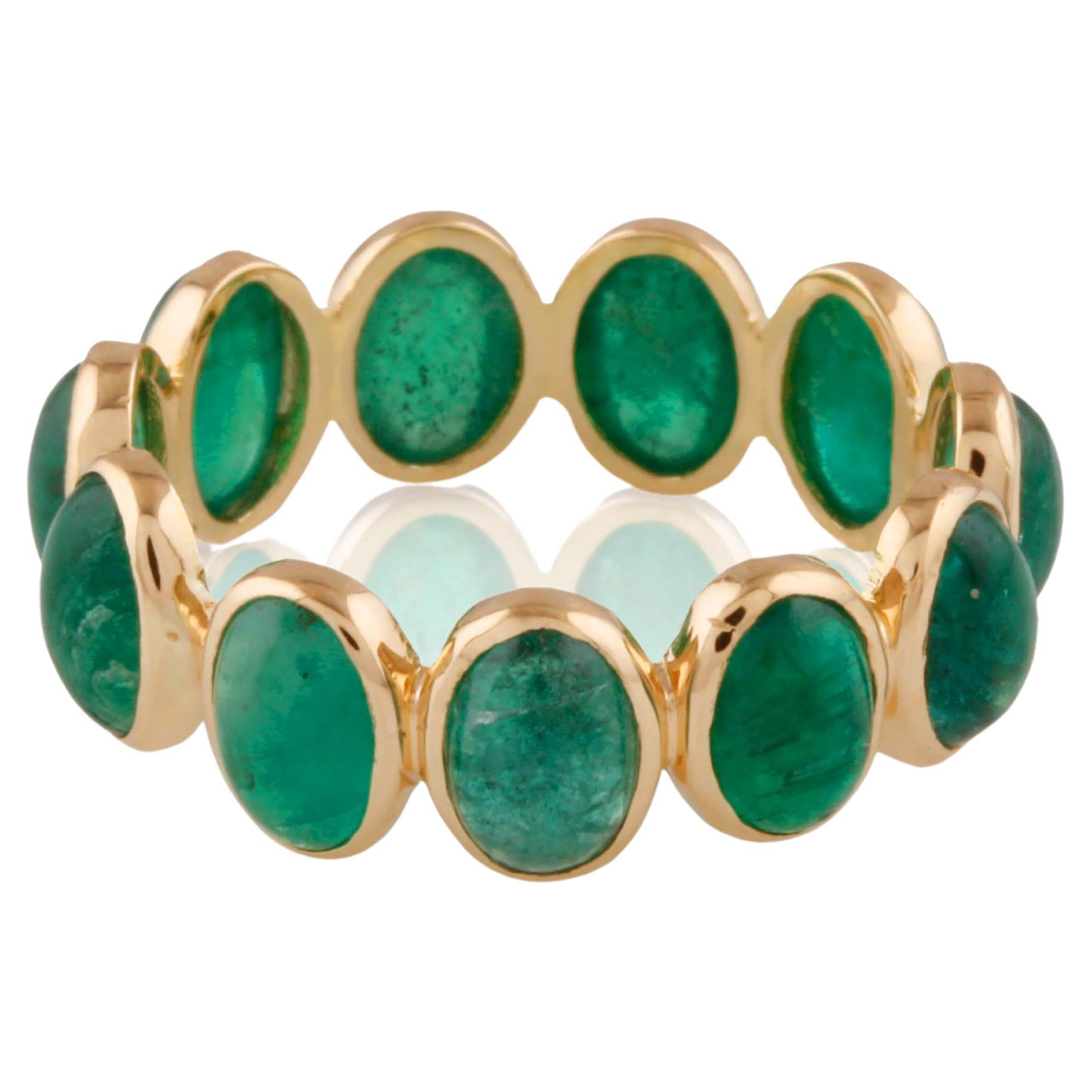 Emerald Oval Ring In 18K Yellow Gold For Sale