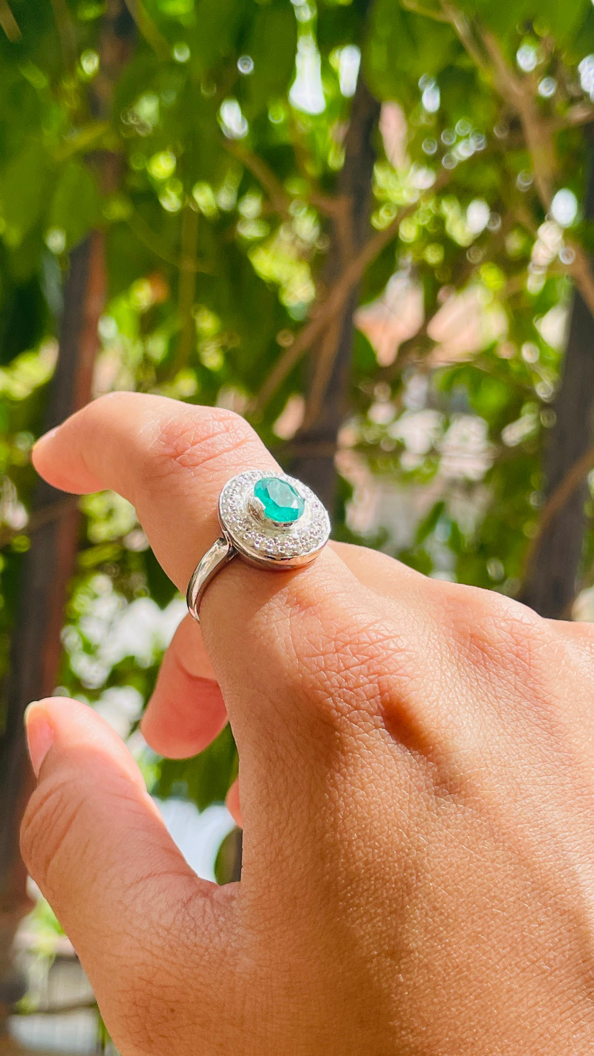 For Sale:  Emerald Oval Shape Halo Diamond Wedding Ring for Women in 18k White Gold 11