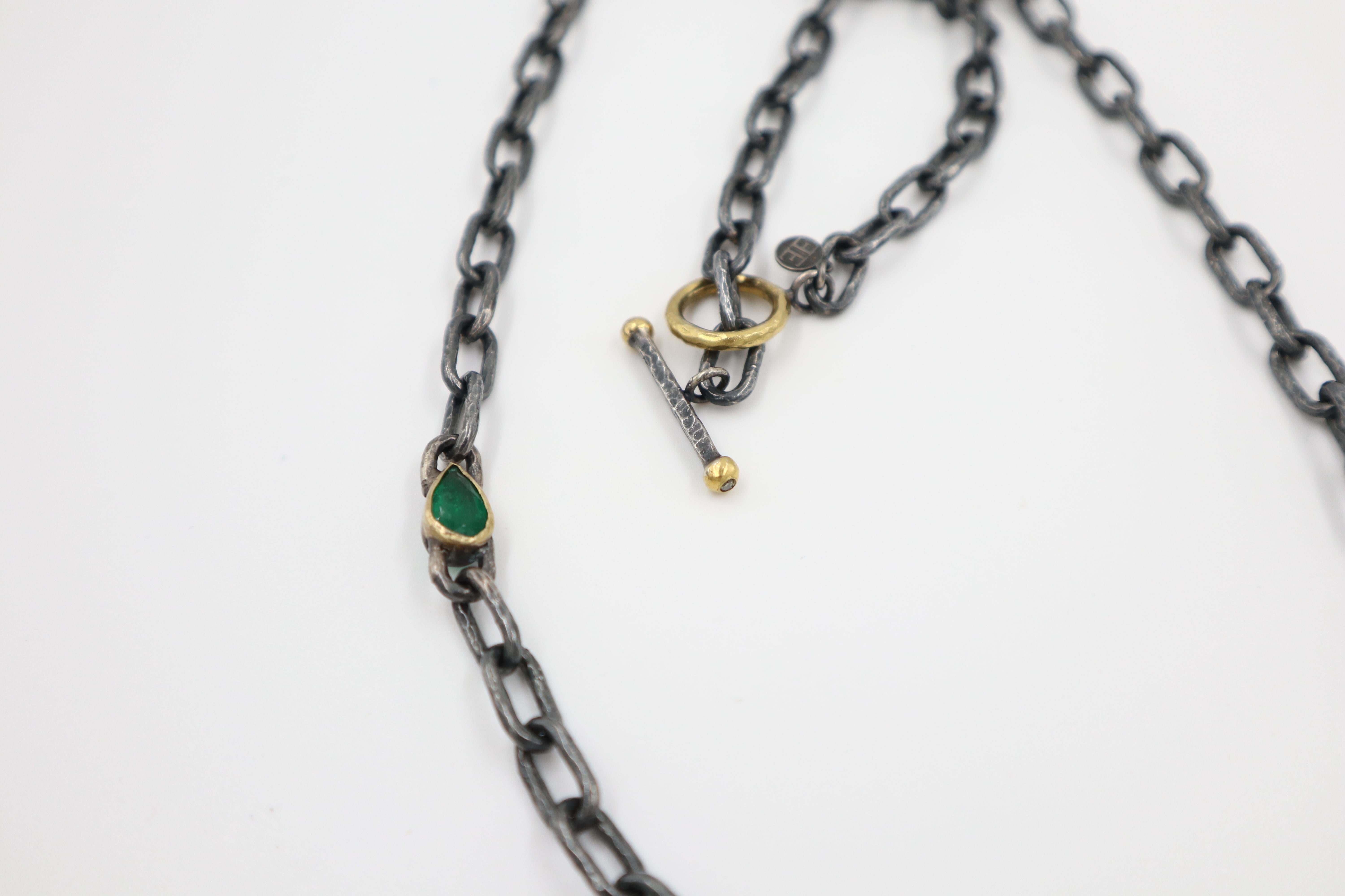 Smaragd Oxidiertes Silber 24K Mikron versilberte Kettenhemd Halskette für Damen oder Herren im Angebot