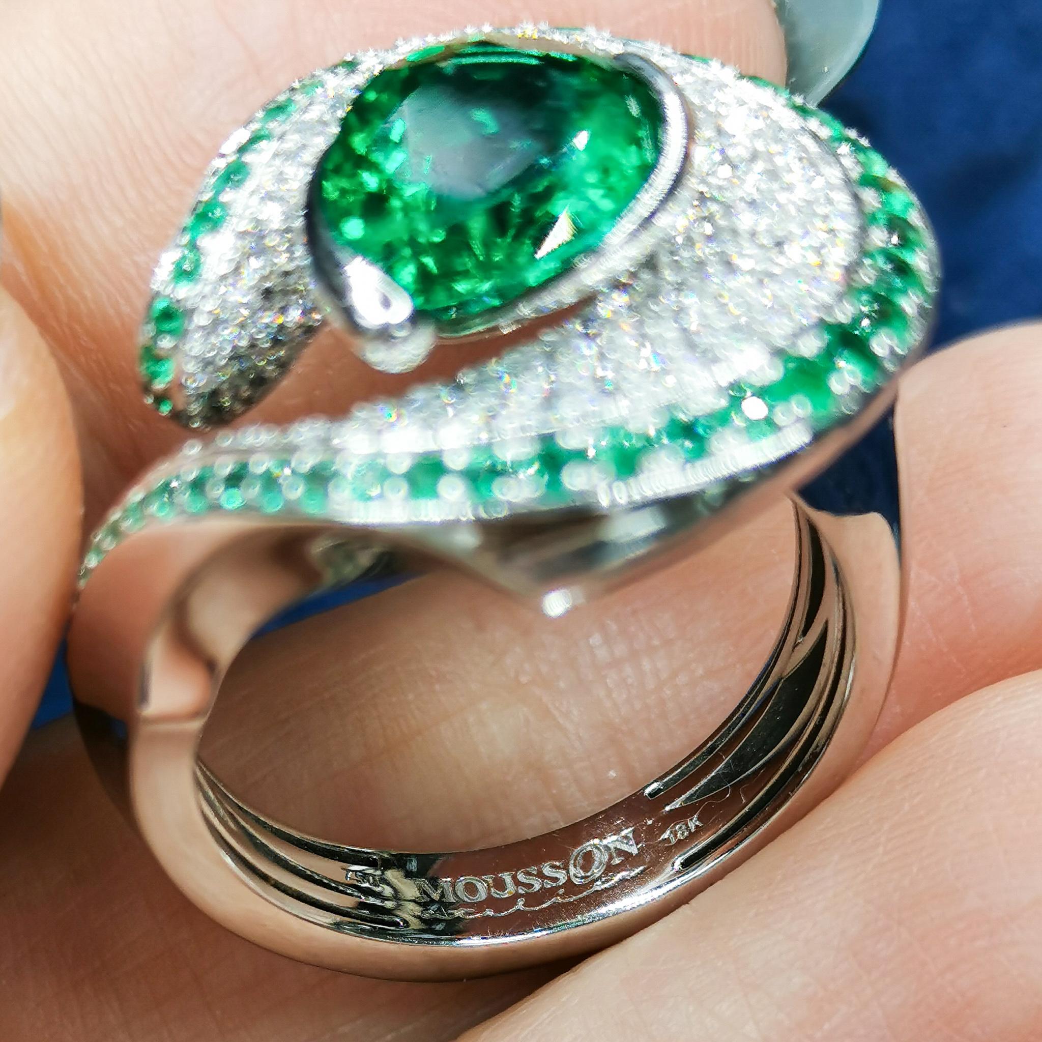 Pear Cut Emerald Pear Shape 2.03 Carat Diamonds Emeralds 18 Karat White Gold Ring For Sale