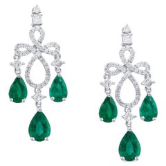 Emerald Pear Shape and Diamond Earring in 18K White Gold