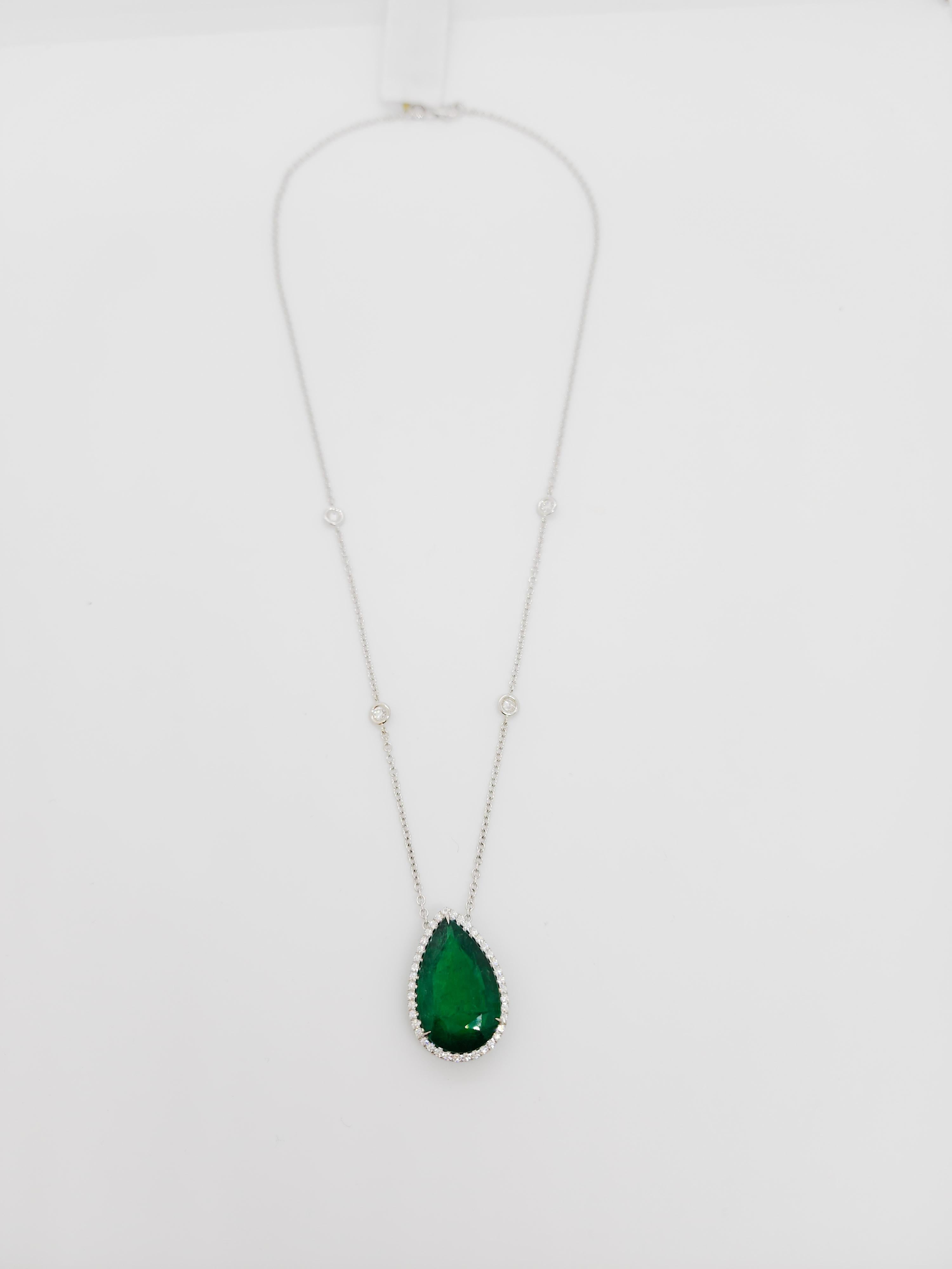 Pear Cut Emerald Pear Shape and Diamond Pendant Necklace in 18k White Gold For Sale