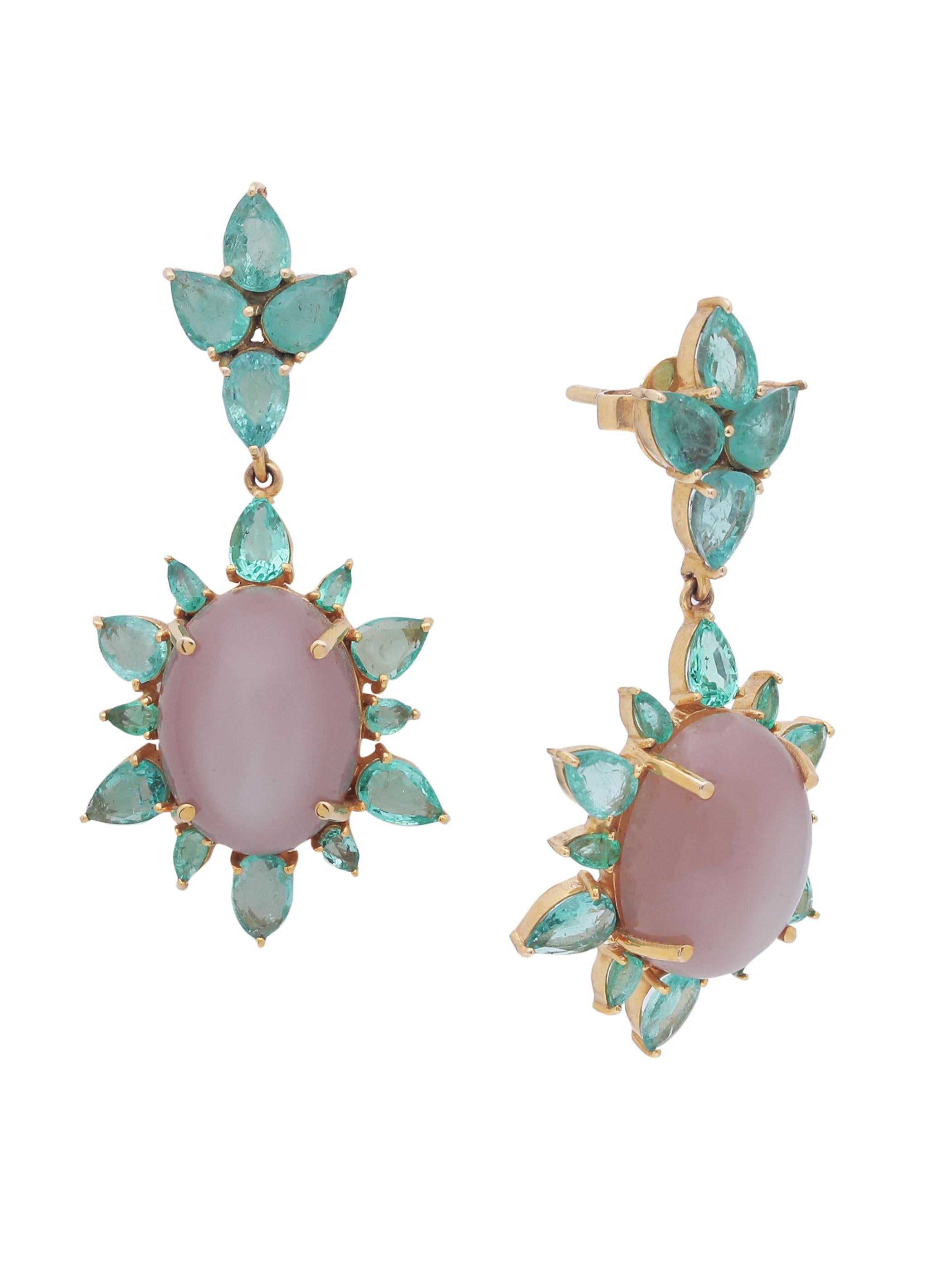 Modern Emerald Pear Shape and Moonstone Cabochon Earring Handcrafted in 18 Karat Gold For Sale