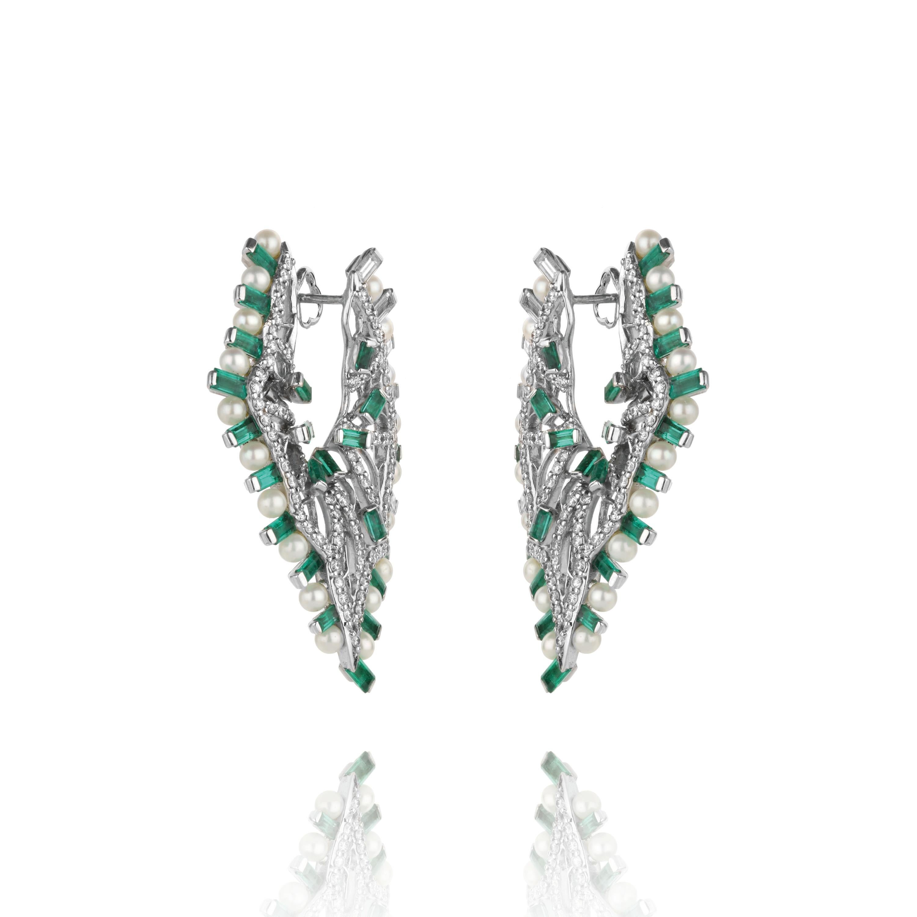 Contemporary Emerald, Pearl and Diamond Sculptural Earrings For Sale