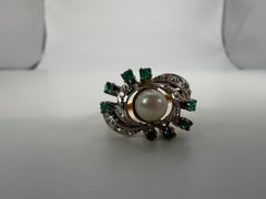 Emerald Pearl diamond ring antique with hand details 18KT gold & Platinum RARE