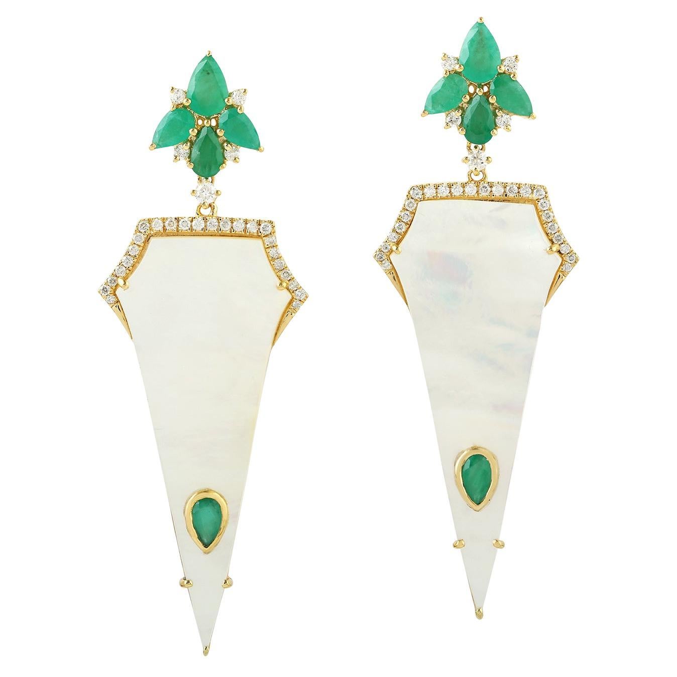 Rhombus Shaped Pearl Earring with Emerald & Pave Diamonds in 18k Yellow Gold For Sale